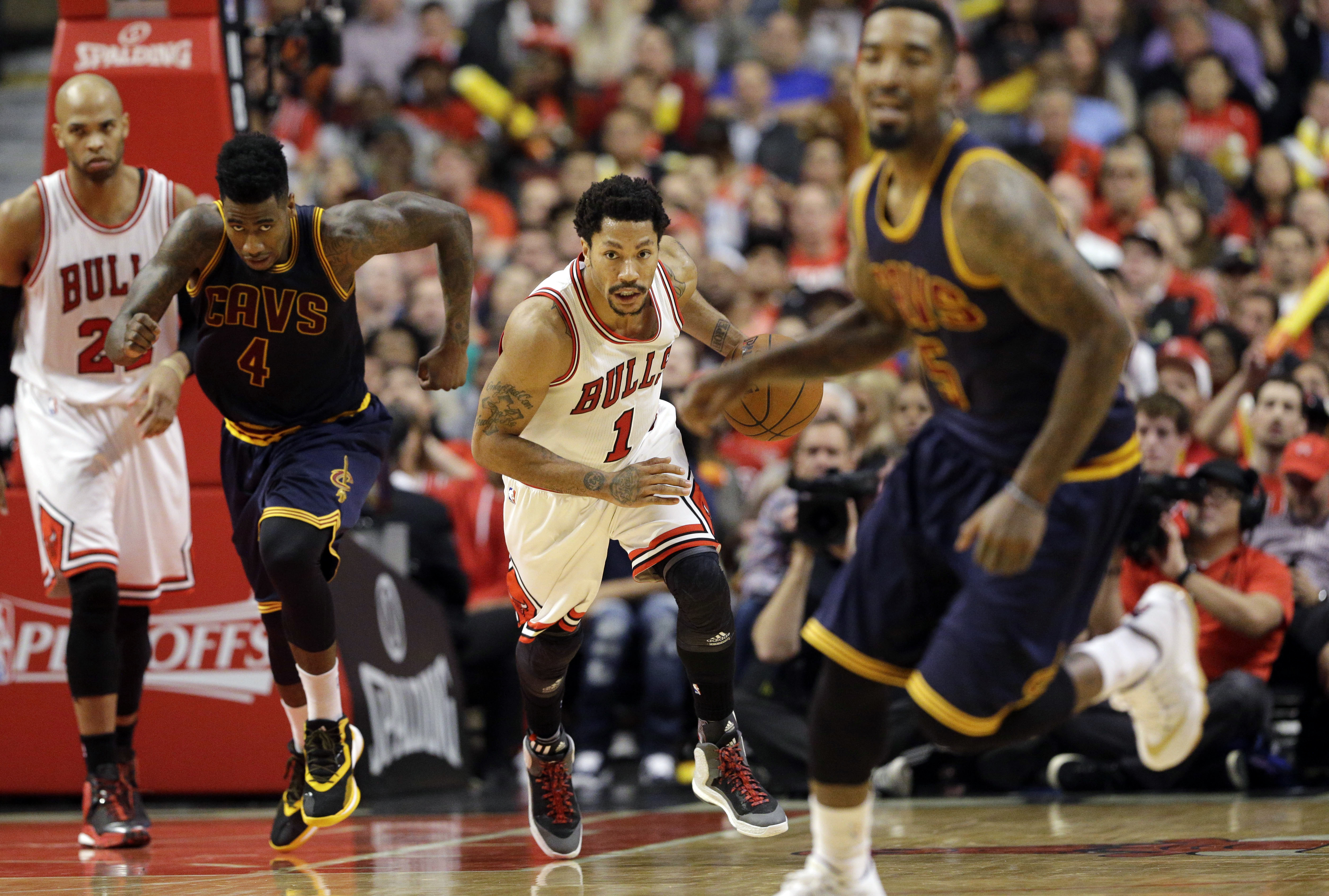 James struggles, Cavaliers still advance past Bulls 94-73