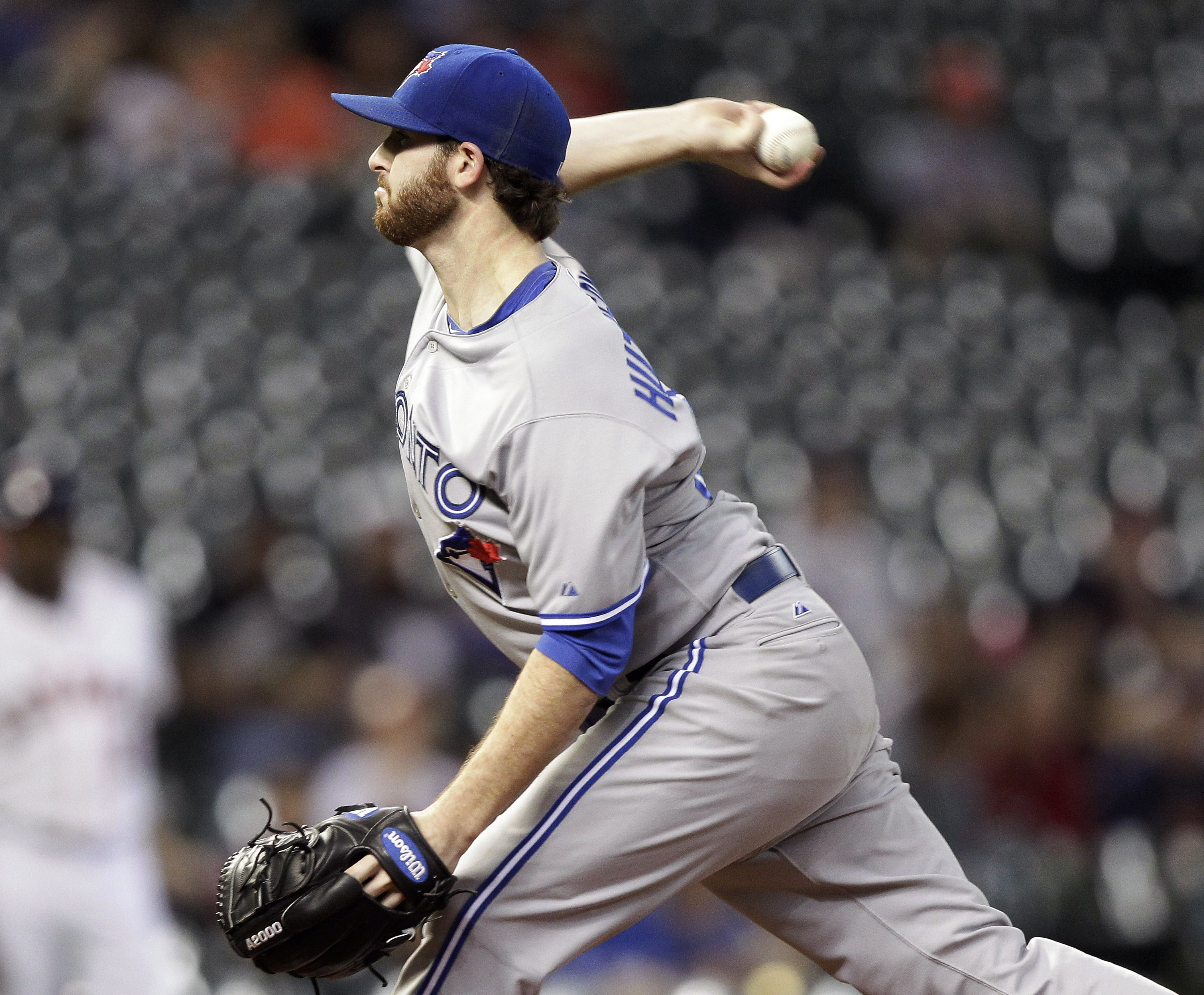 Astros rally for 6-4 win over Blue Jays