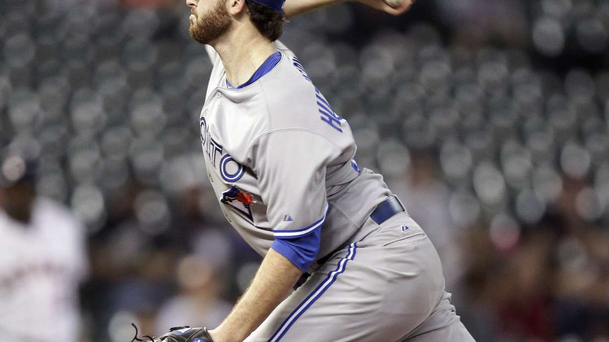 Astros rally for 6-4 win over Blue Jays