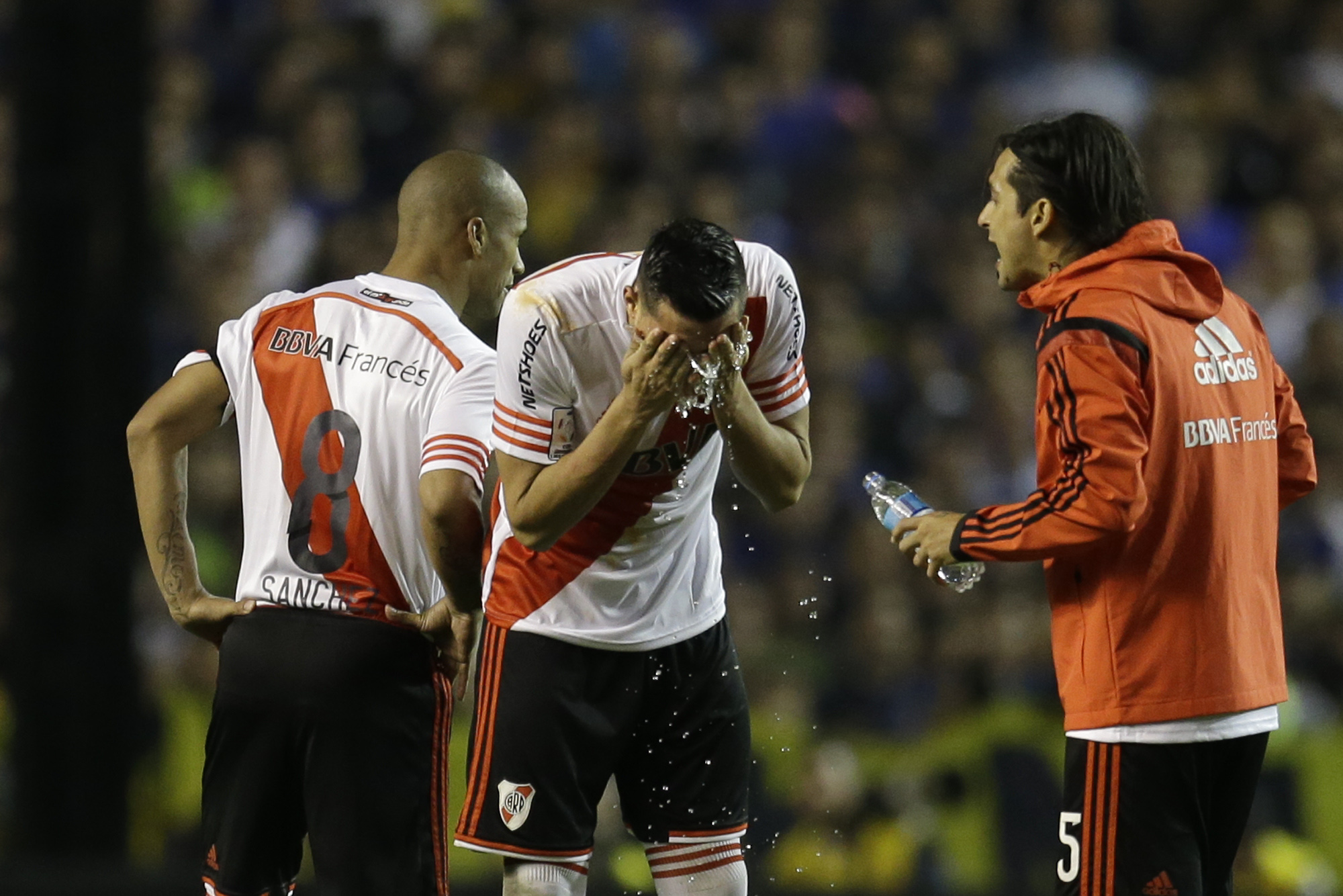 Argentine soccer violence resurfaces at Buenos Aires derby