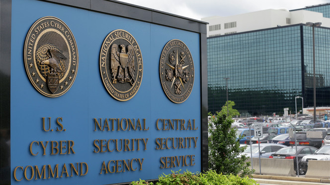 Former NSA official: Secret phone records grab a mistake