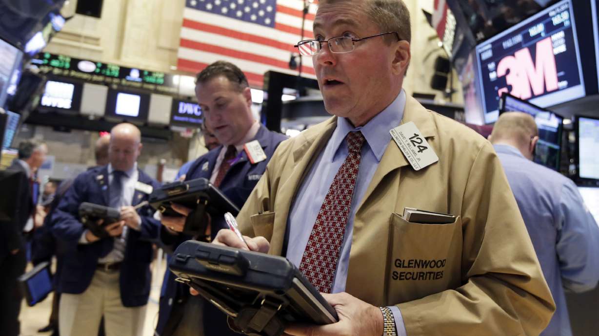 Stock indexes end mostly higher; another record for S&P 500