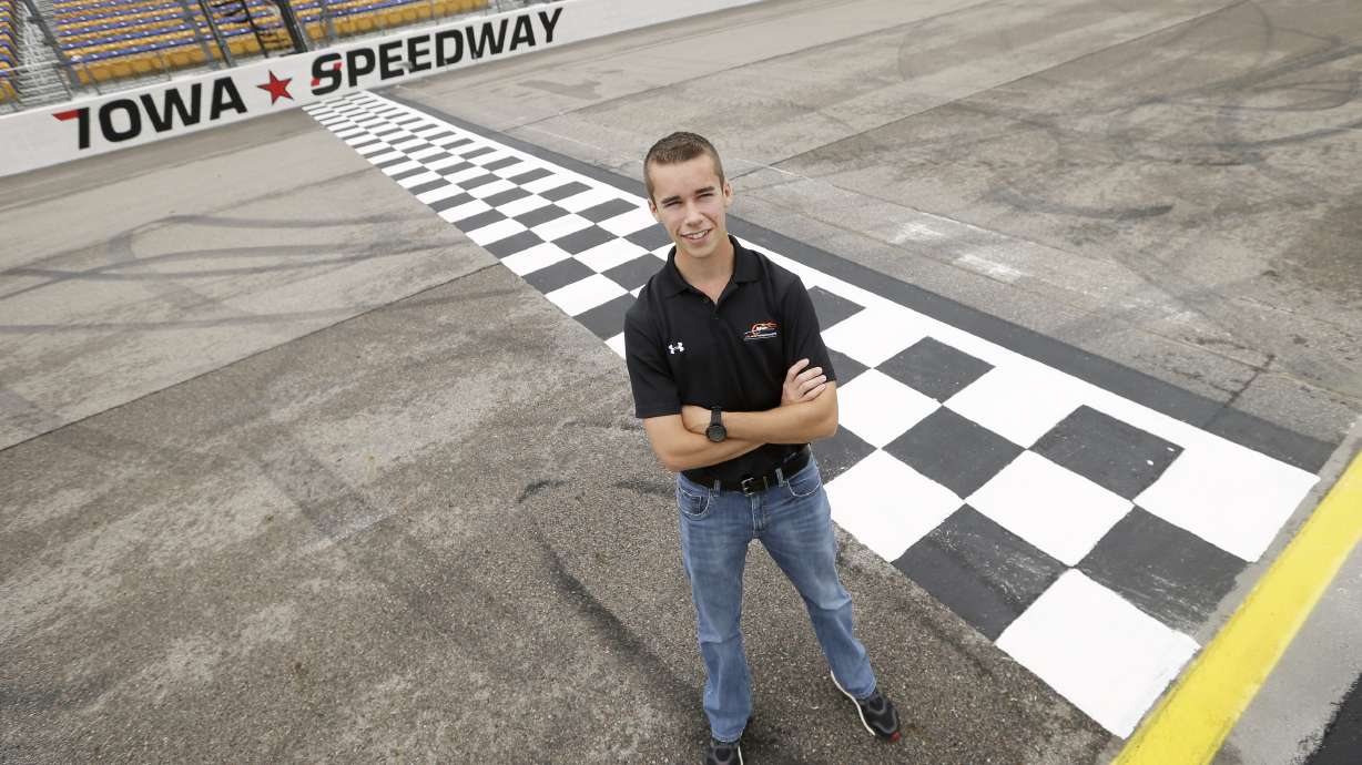 Ben Rhodes skipping commencement for NASCAR Xfinity debut