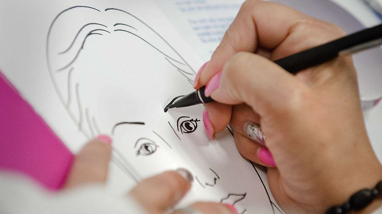 Cosmetologists help cancer patients look good, feel better