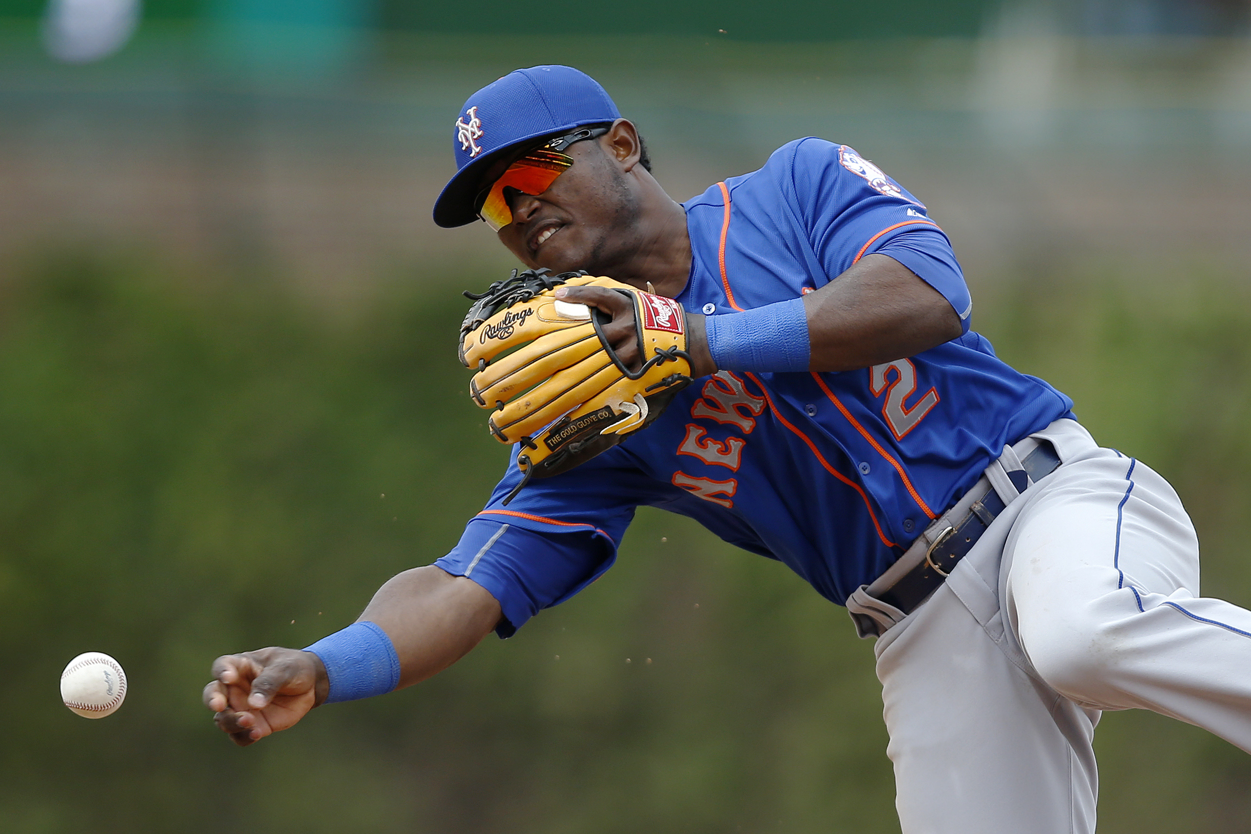 Herrera goes on DL for Mets, who bring back Campbell