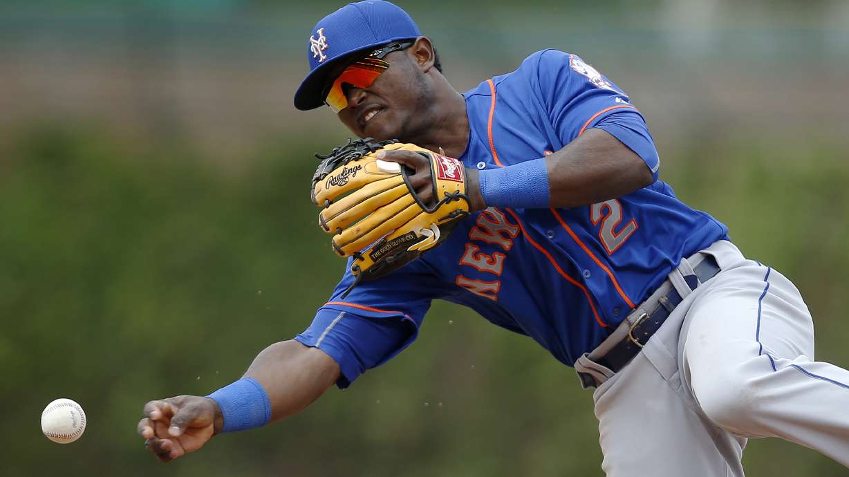 Herrera goes on DL for Mets, who bring back Campbell
