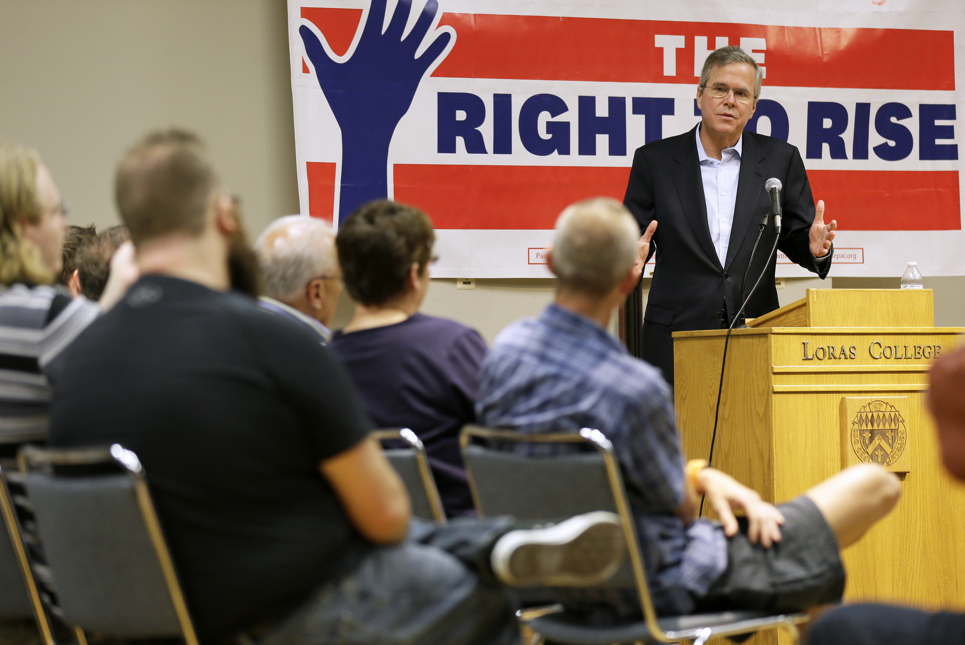 GOP prospects in Iowa agree to get tough with terrorists
