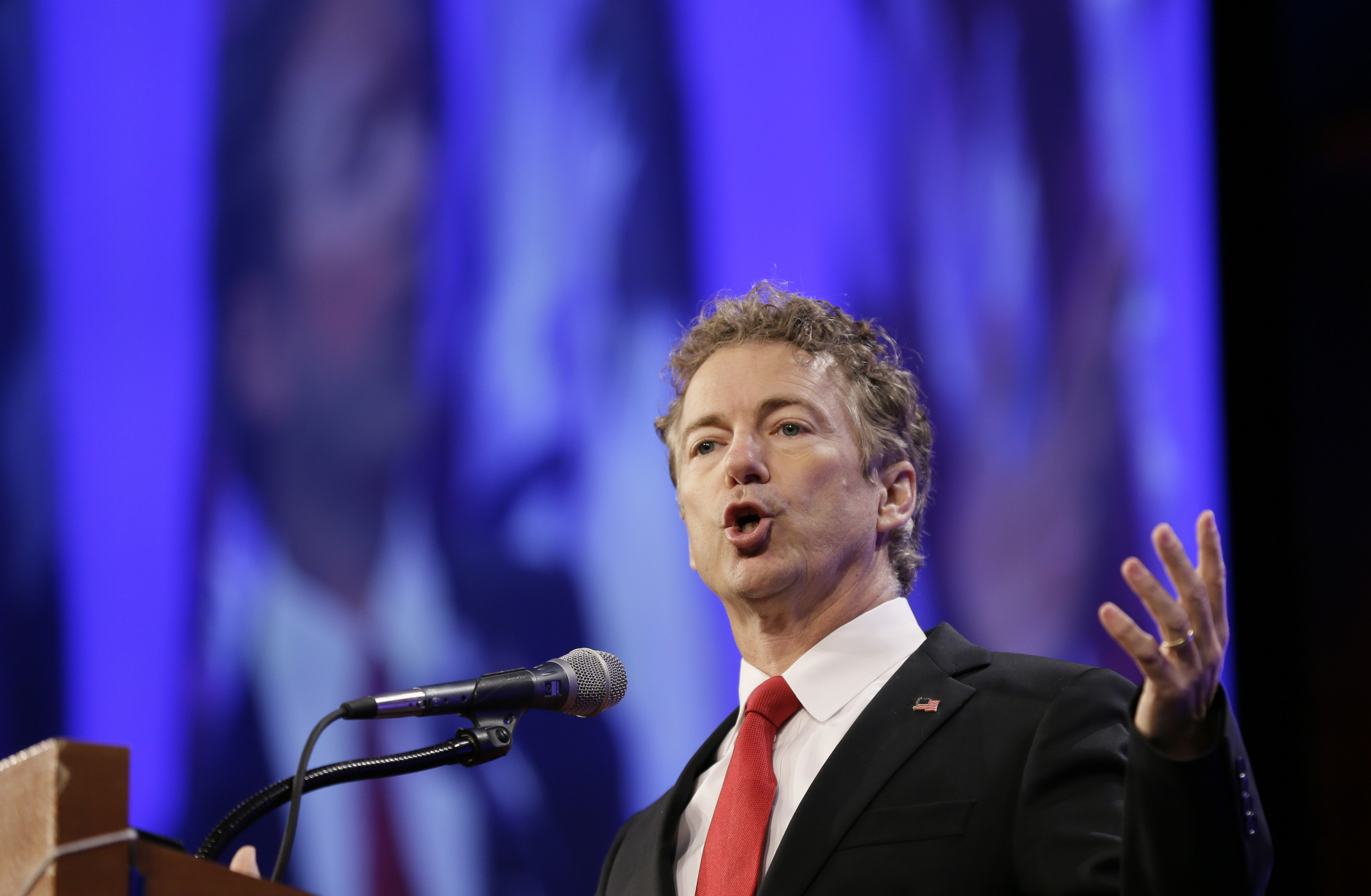 Paul says asking about Iraq invasion a 'valid question'