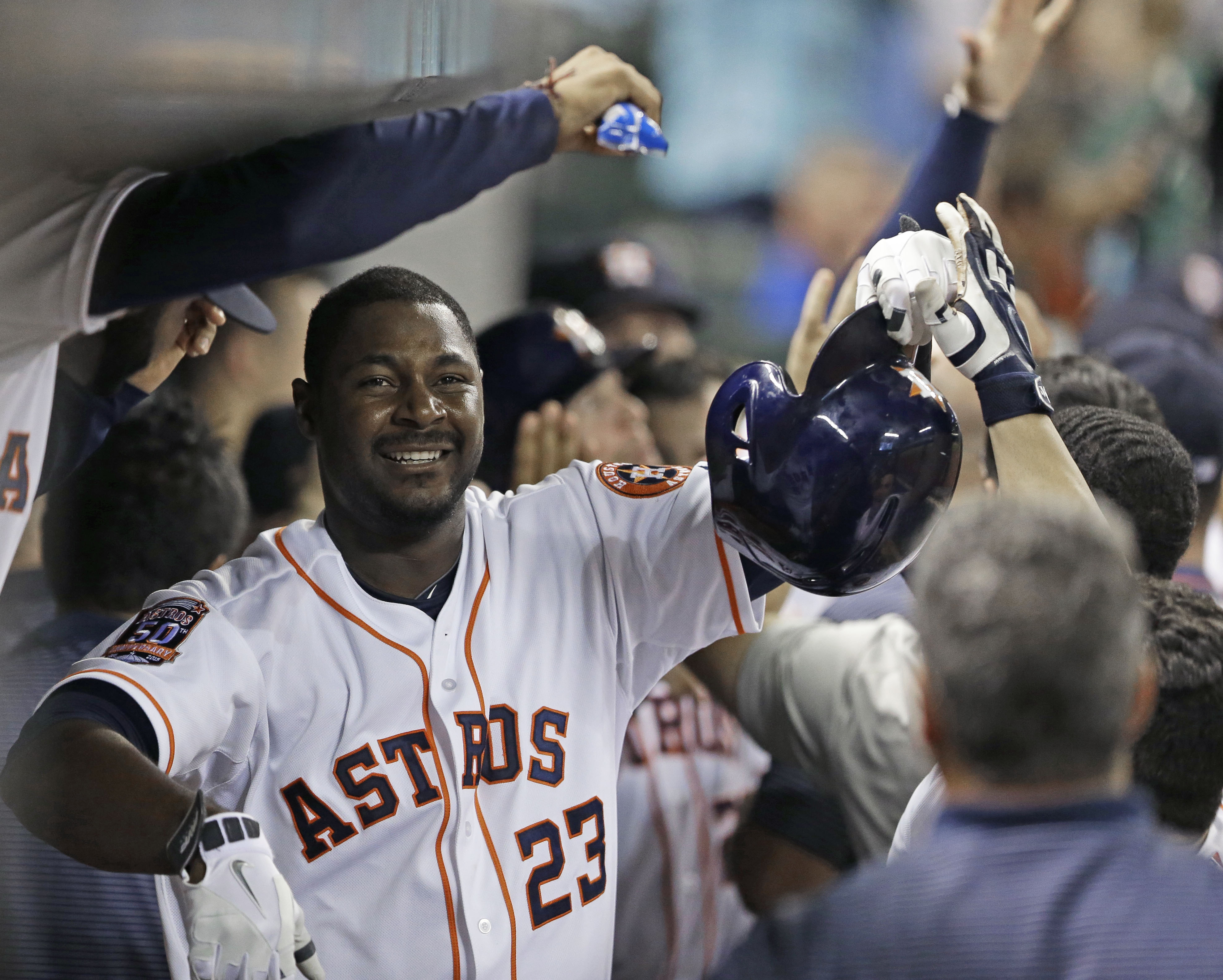 Carter, Gonzalez, Gattis HR, Astros win 4th in row, top Jays