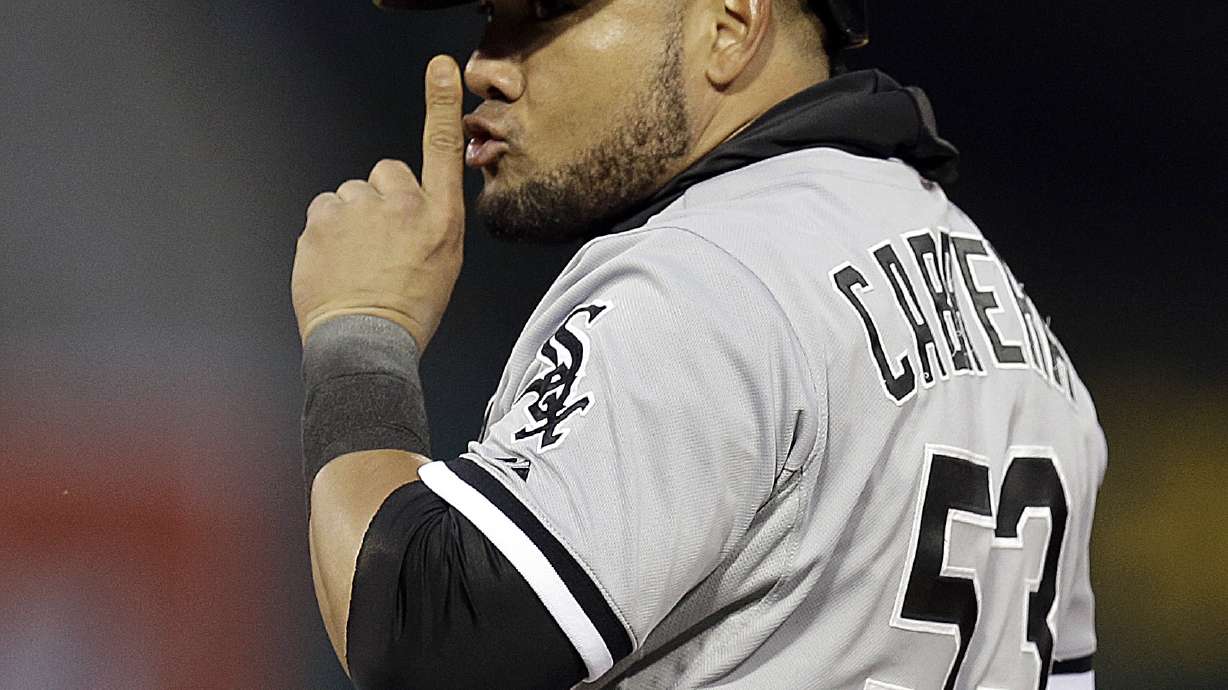 Cabrera capitalizes on another error by A's, White Sox win