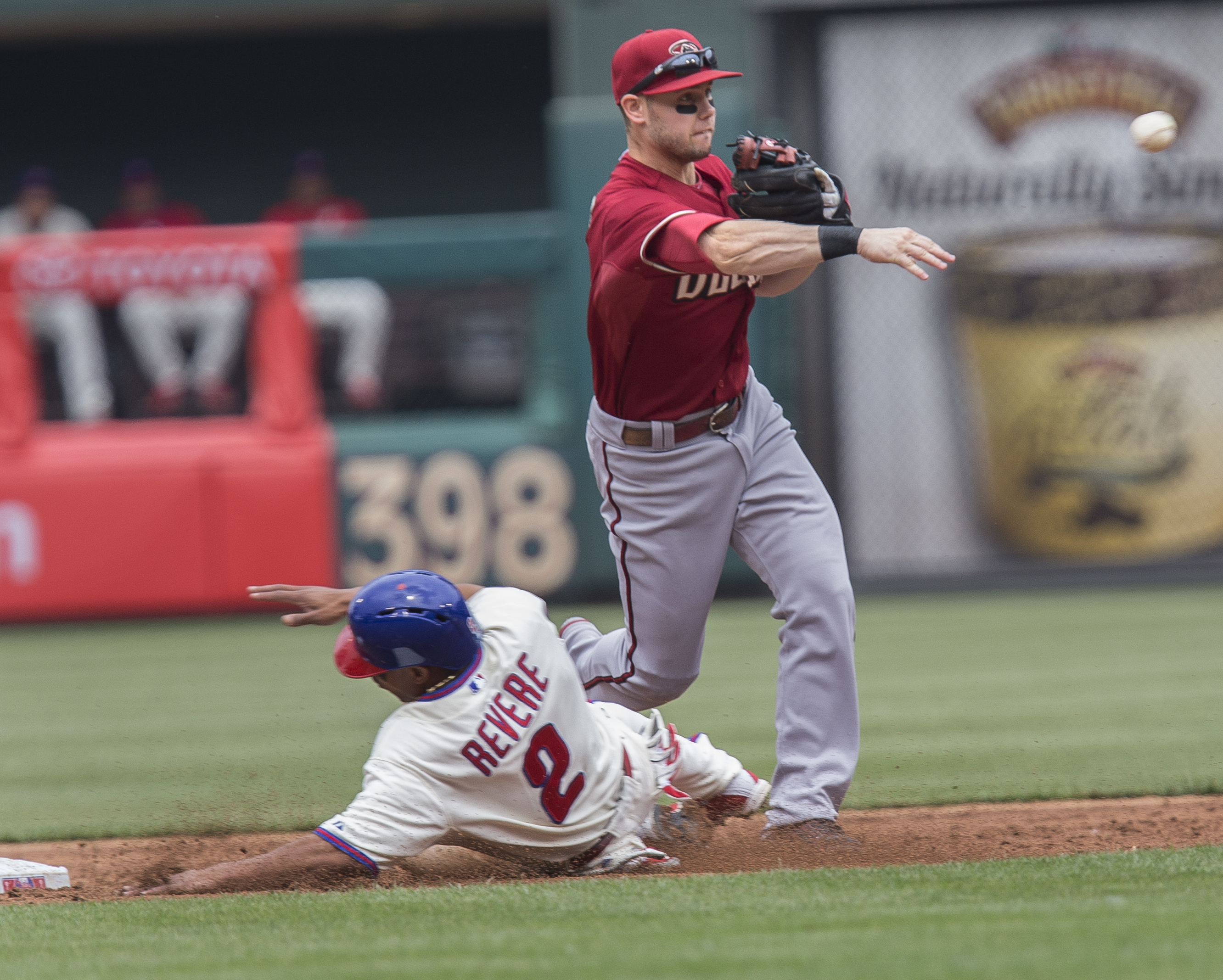 Phillies beat D-backs 6-0 for 5-game winning streak
