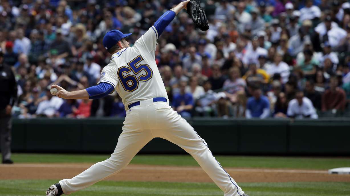 James Paxton leads Mariners over Red Sox 5-0