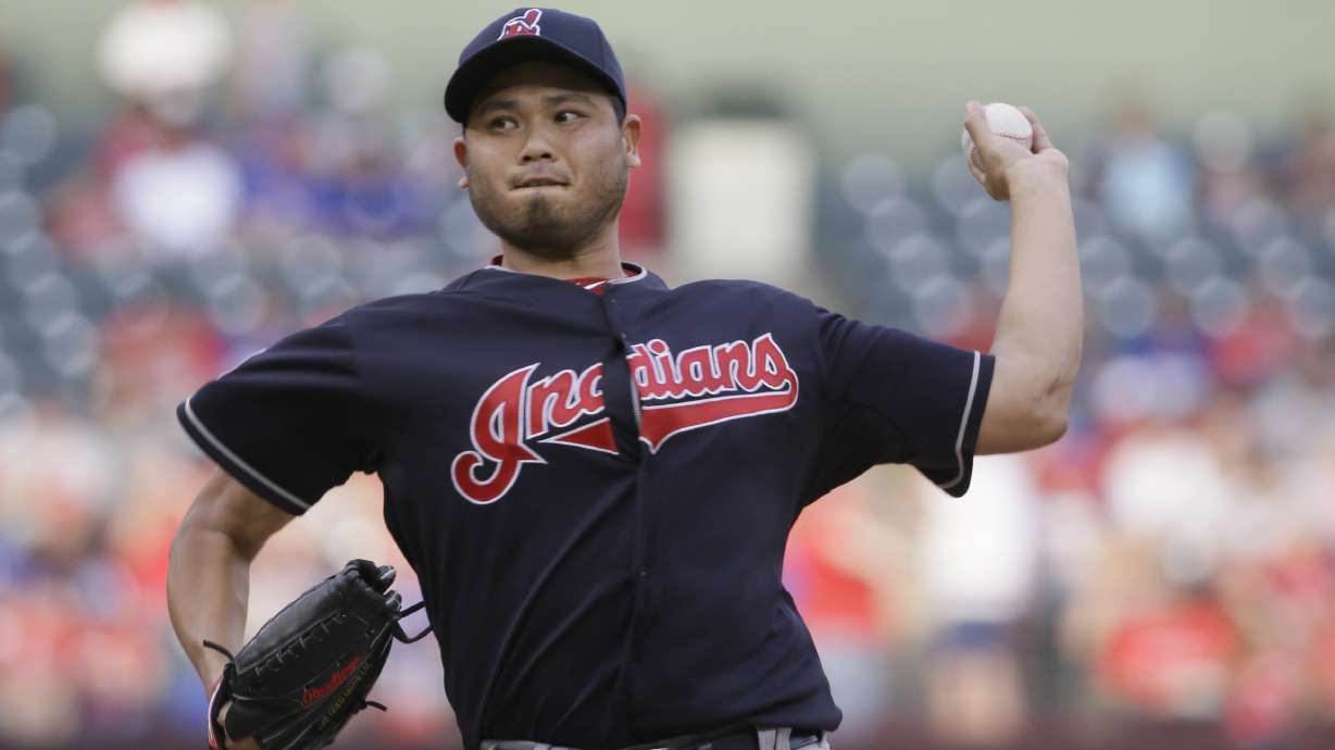 Left-hander Bruce Chen announces retirement after 17 seasons