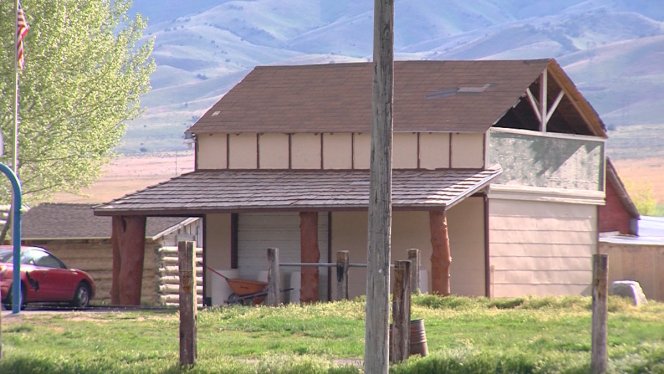 Mujer acusada de abusar sexualmente de 5 menores en un lugar para el tratamiento de menores en UT 