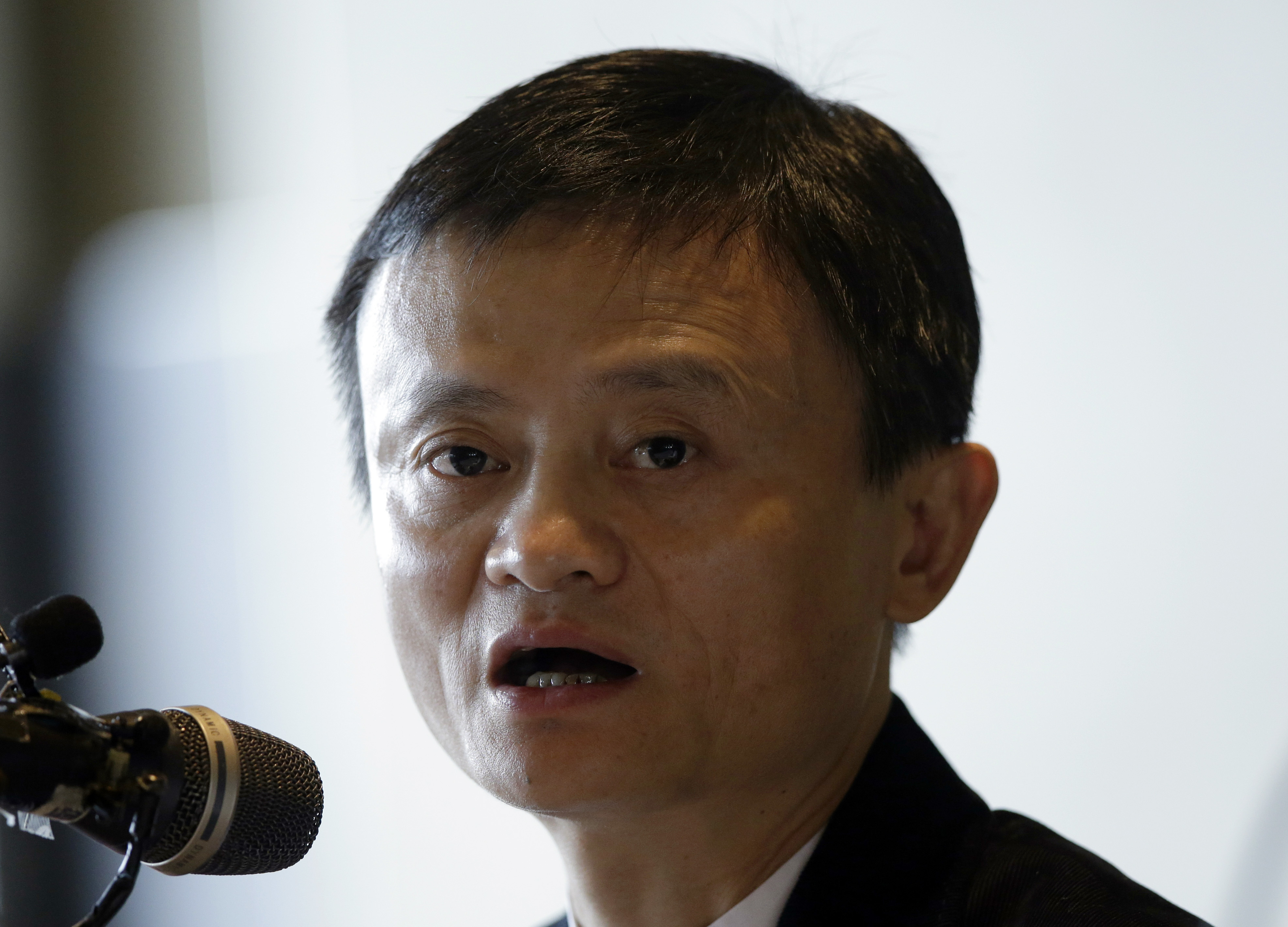 Alibaba's Ma expresses 'regret' over counterfeits lawsuit