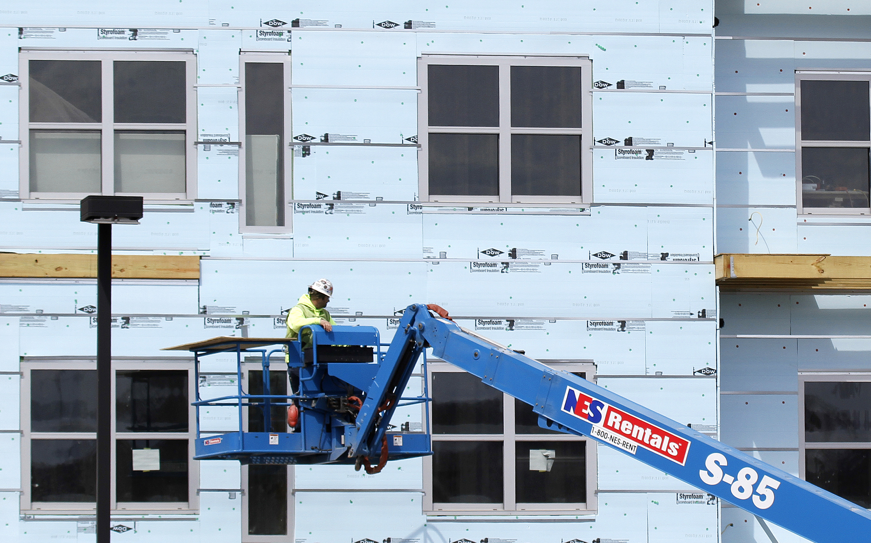 Surge in home construction is lifting hopes for US economy