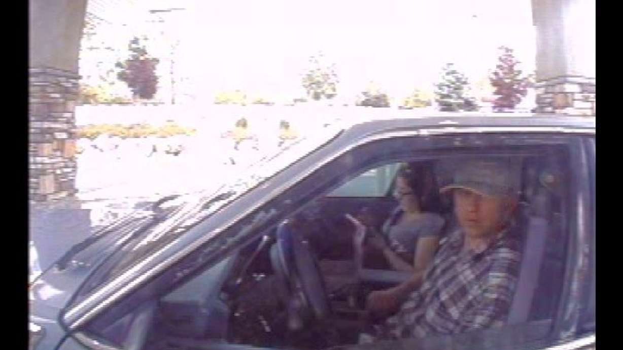 Licencia de conducir es robada de una mujer de UT hace un año y ladrones siguen usándola para robar