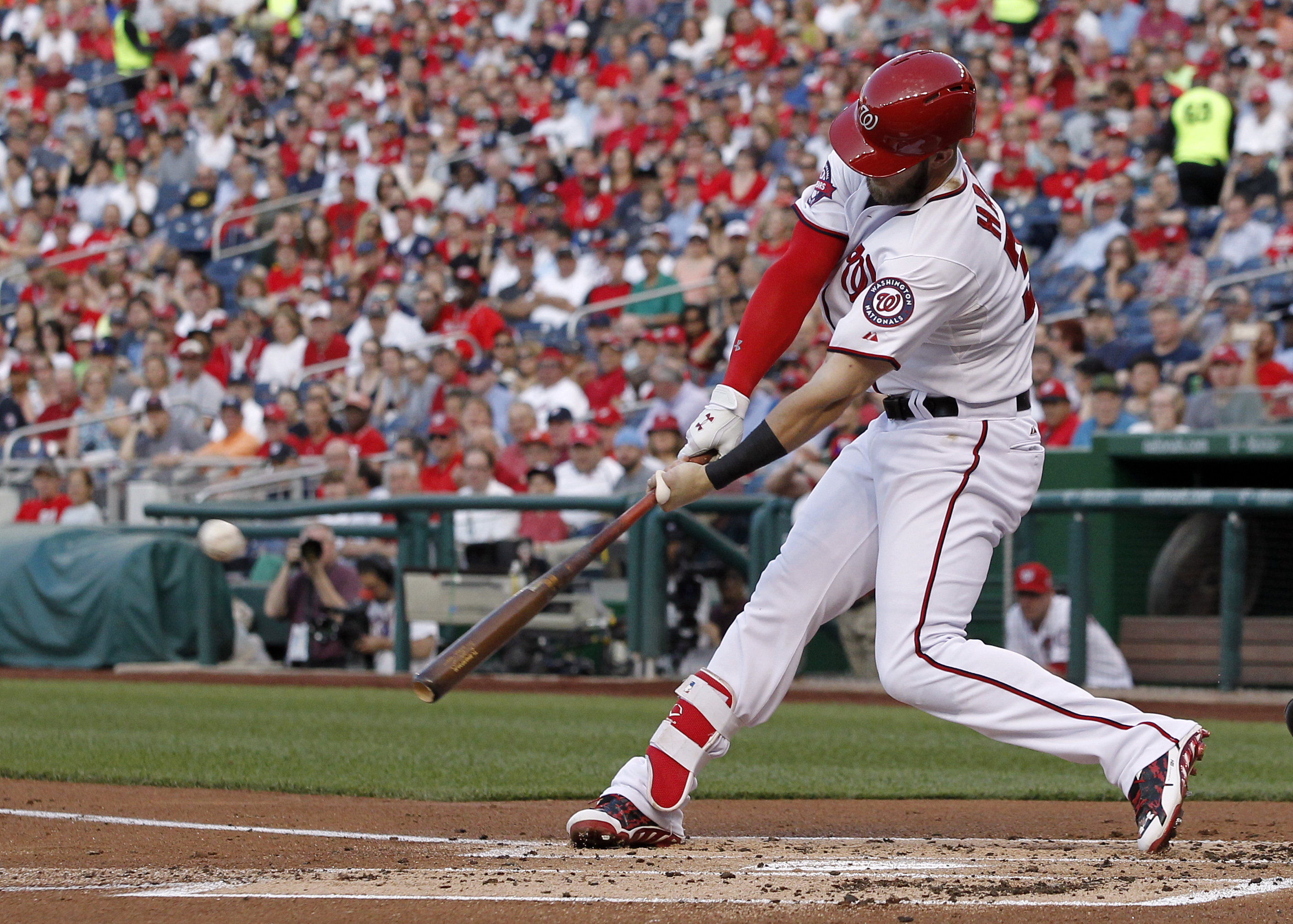 Zimmerman's HR off Miller in 10th leads Nats past Yanks 8-6