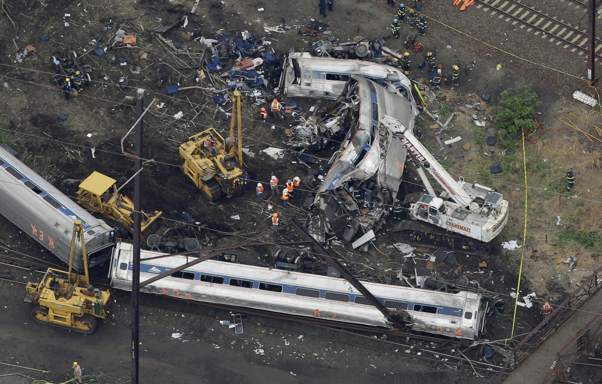 Feds trying to determine if Amtrak engineer was using phone