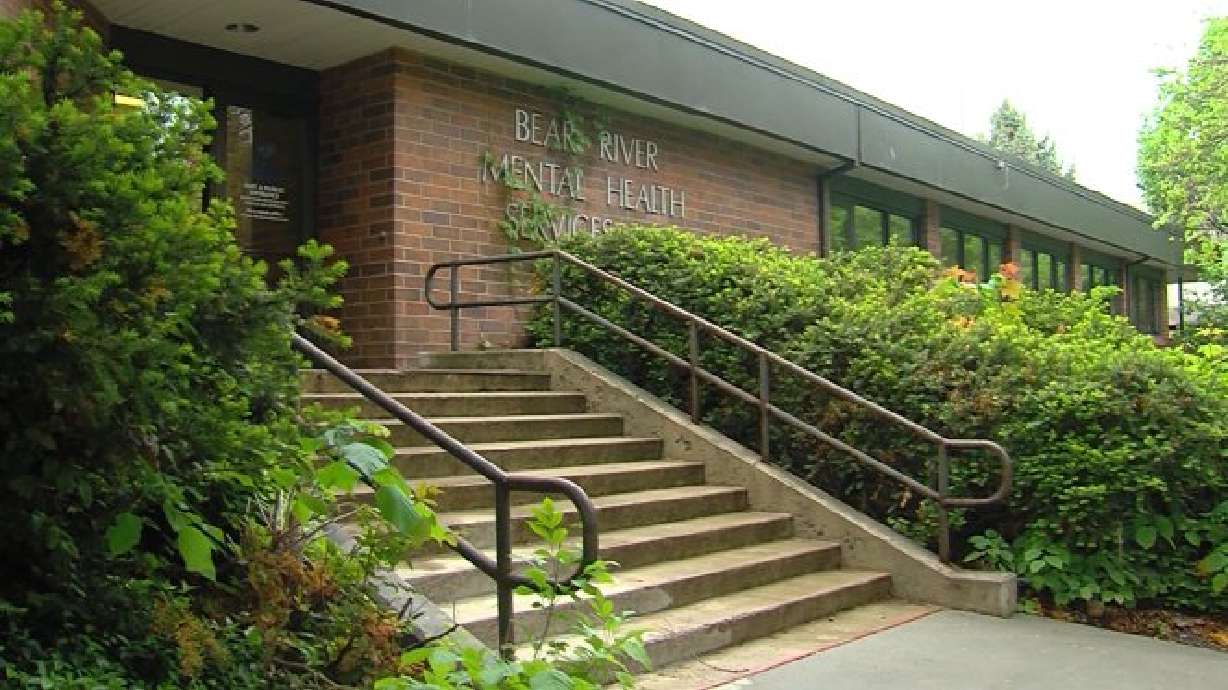 Trabajador social de UT entrega su licencia profesional luego de haber abusado de una menor