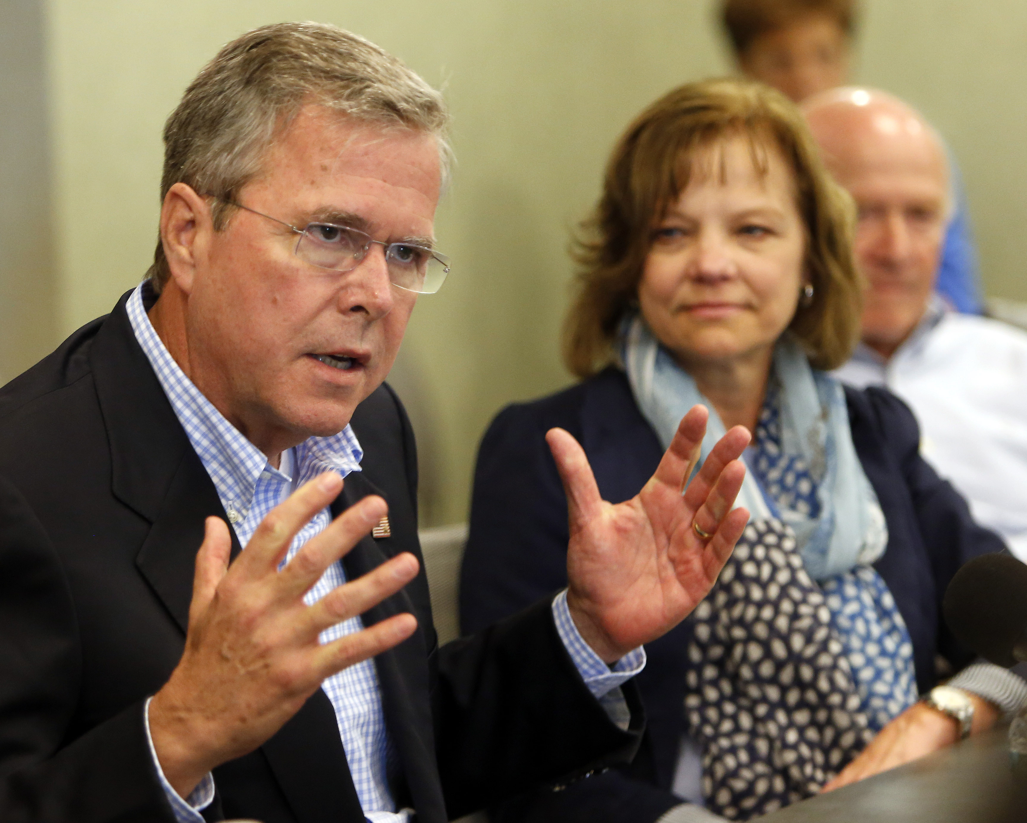 Bush faults Obama about Iraq, stops short on more troops