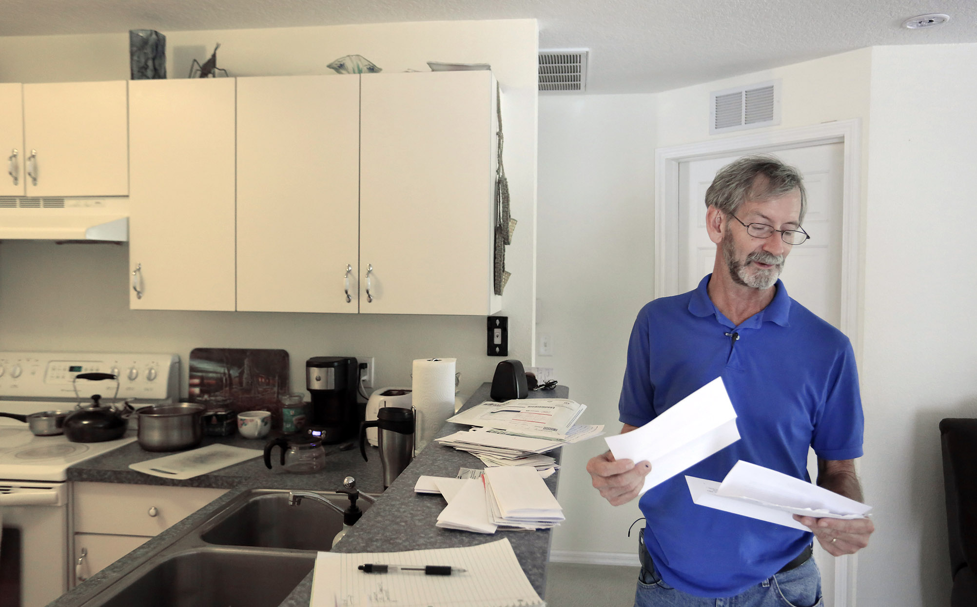 Pilot who landed gyrocopter at US Capitol facing 6 charges