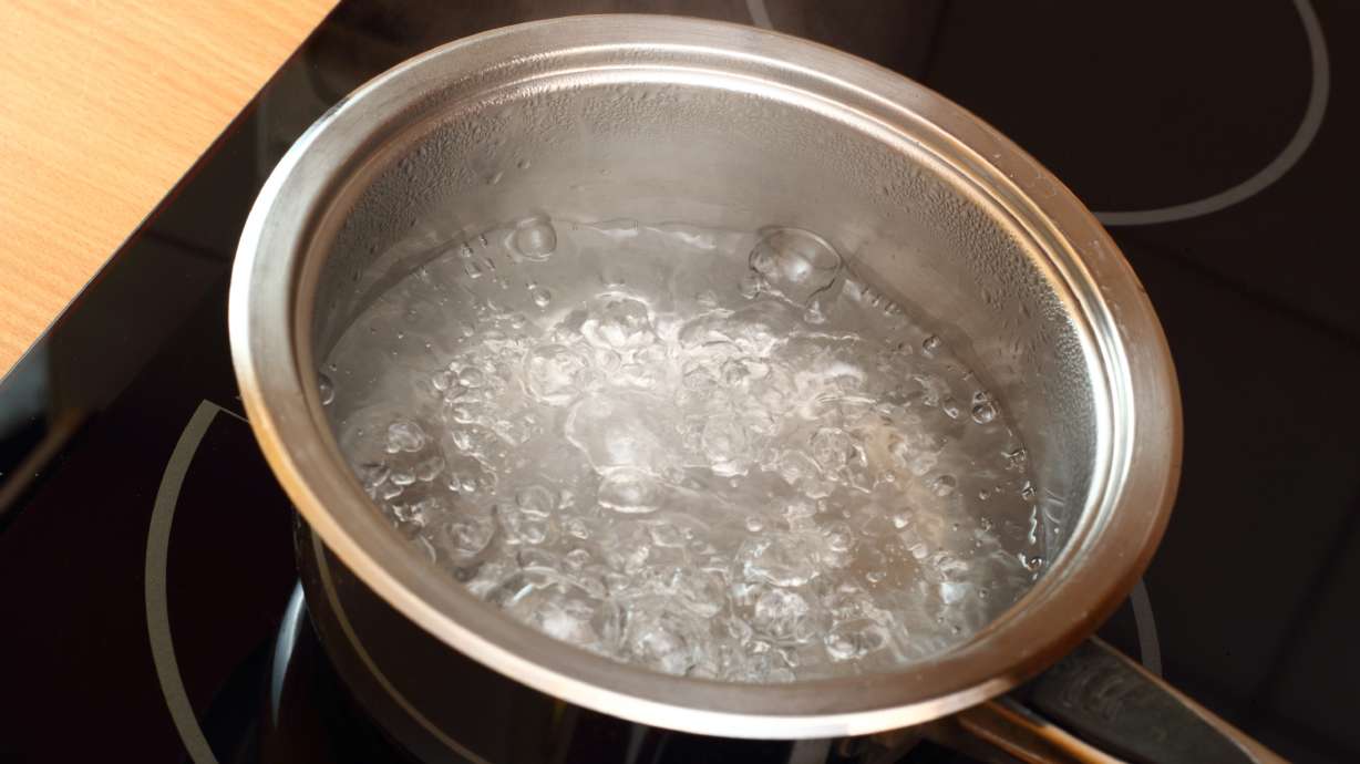 Boil water order issued to Oakley City