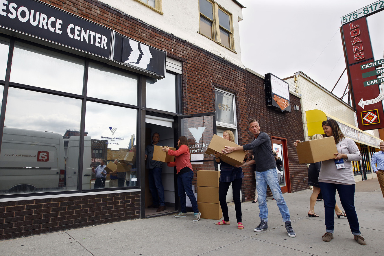 Associated Food Stores donate 750 hygiene kits to homeless youth