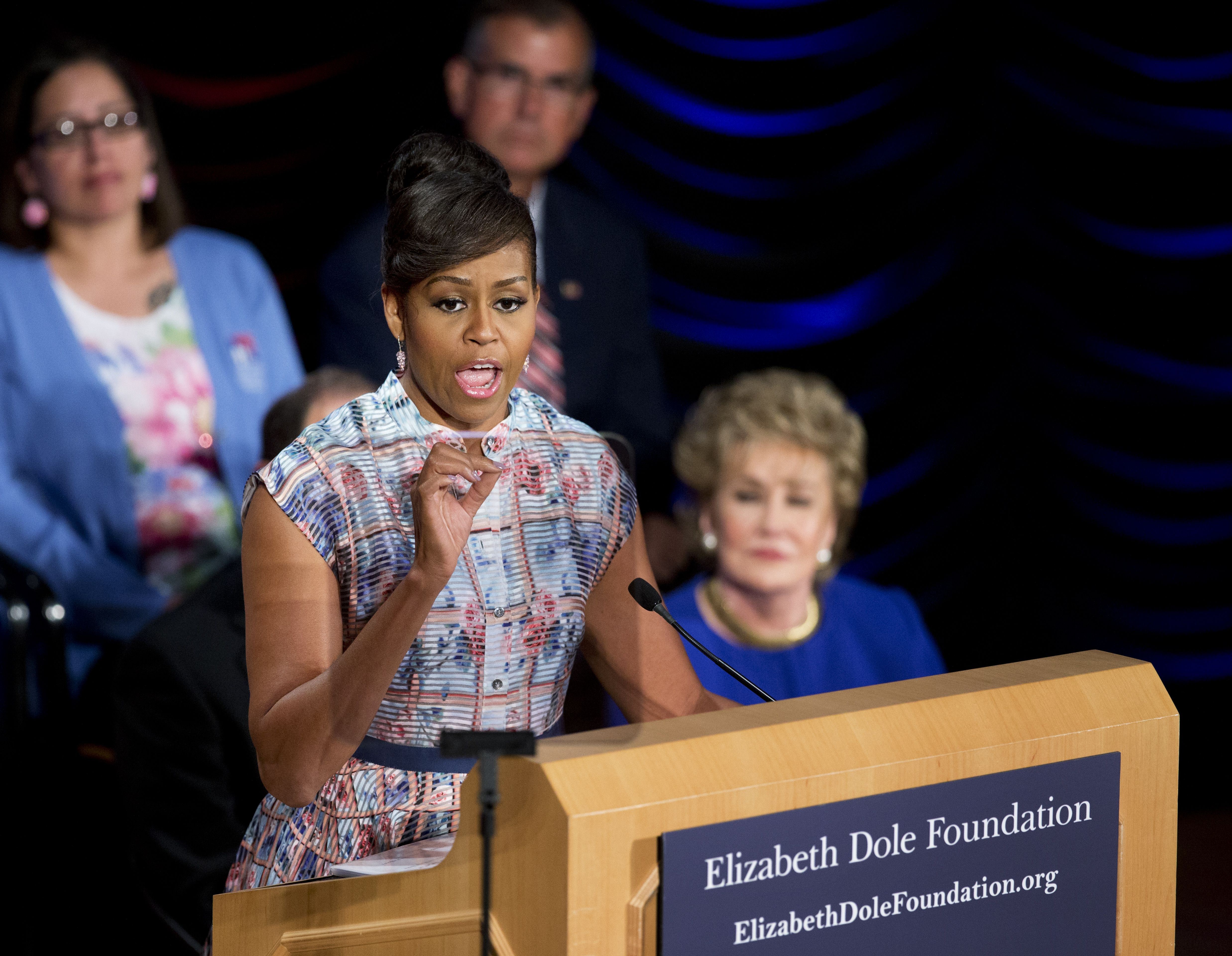 Michelle Obama pays tribute to military caregivers