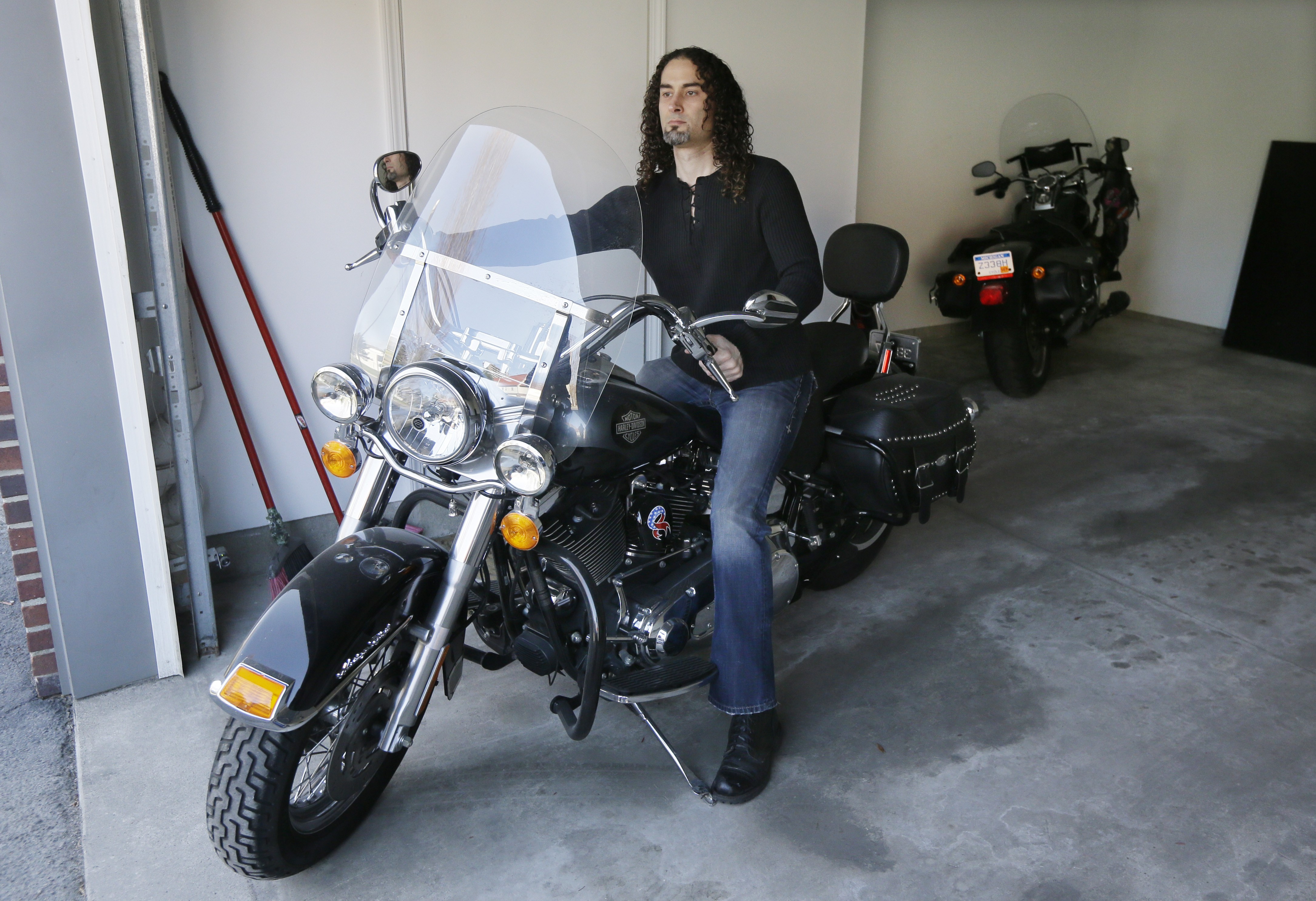 Whites moving to Detroit, city that epitomized white flight