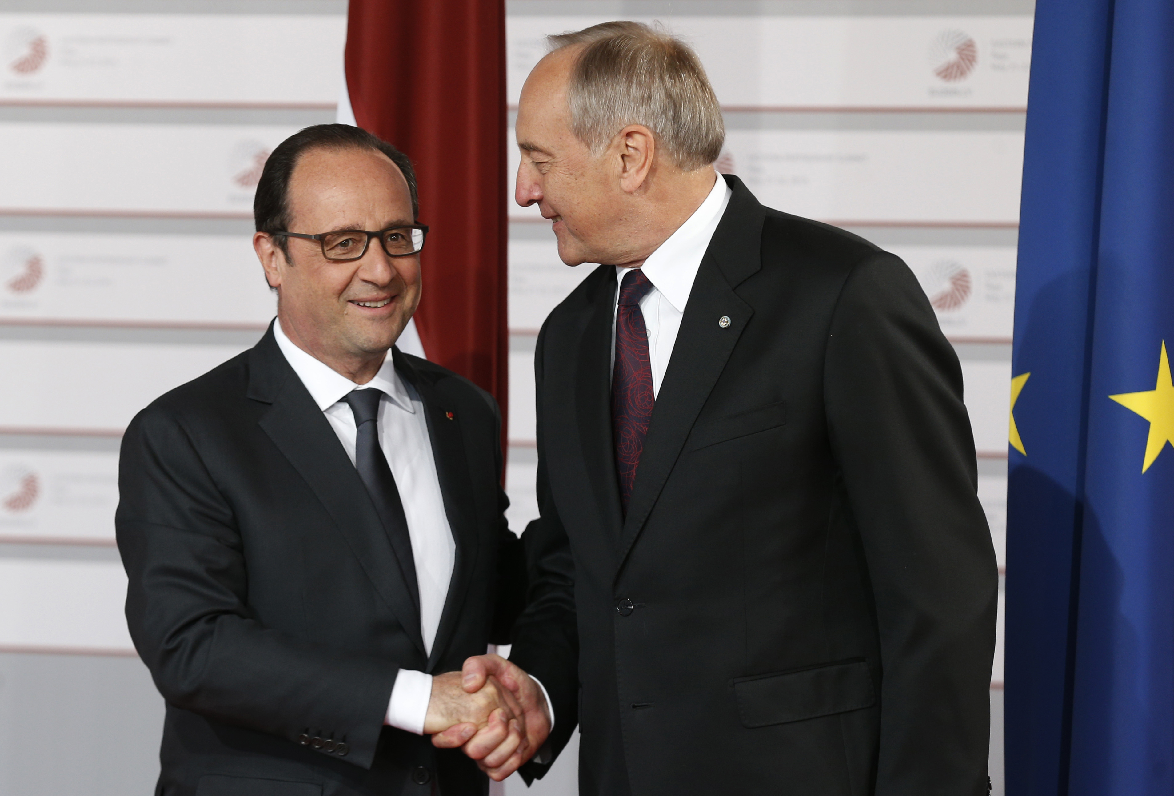 Merkel, Hollande and Tsipras talk about Greek bailout woes