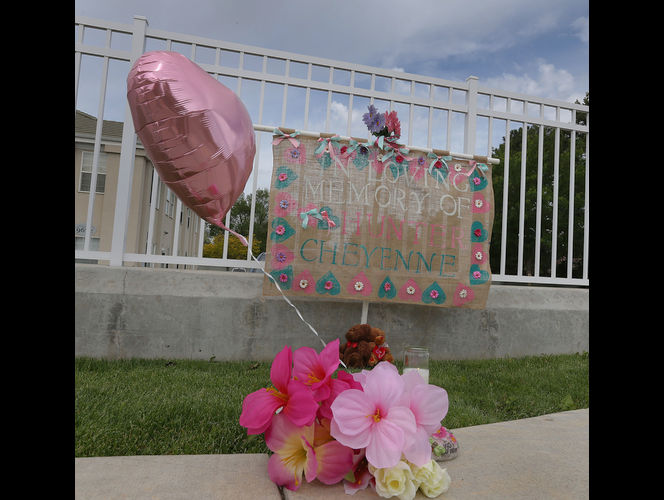 Jueves y viernes de verde, es la premisa para estudiantes de UT que buscan consuelo tras accidente fatal