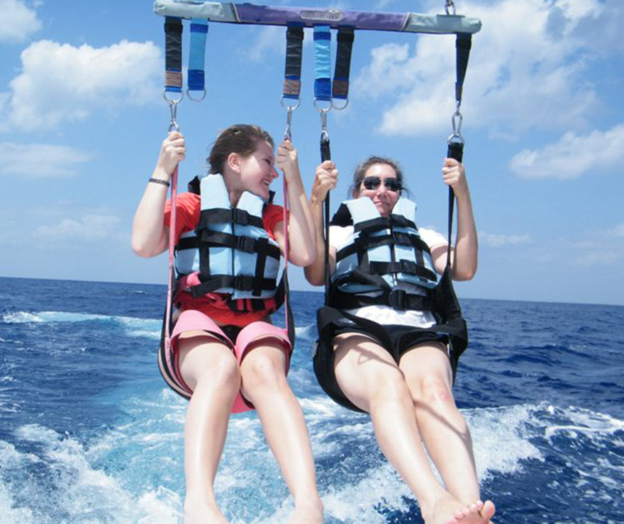 Skye Gould and her mother, Stephanie Skylar. (Courtesy: Skye Gould/Advice from My Mom)