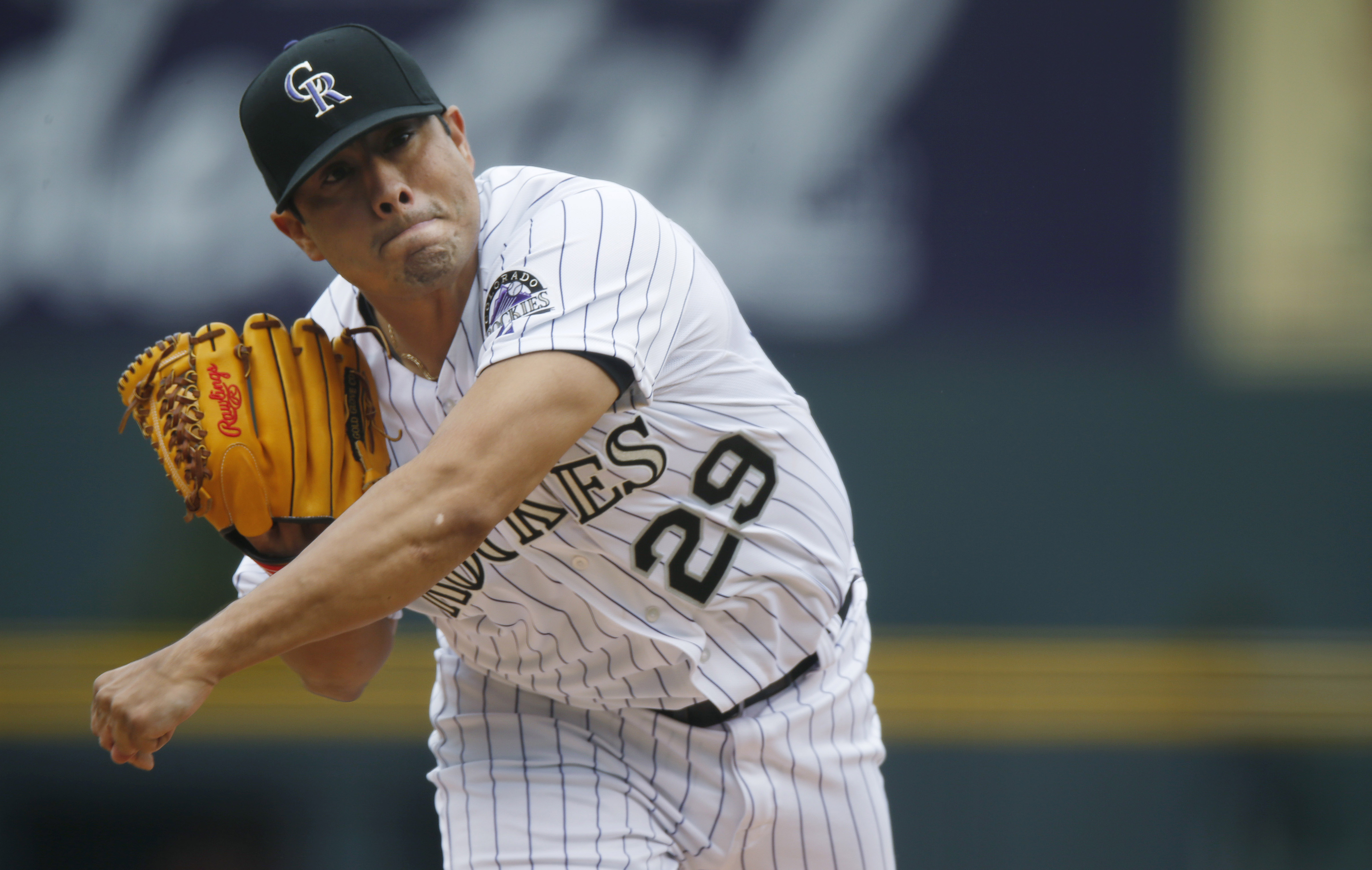 De La Rosa becomes Rockies' career strikeouts leader
