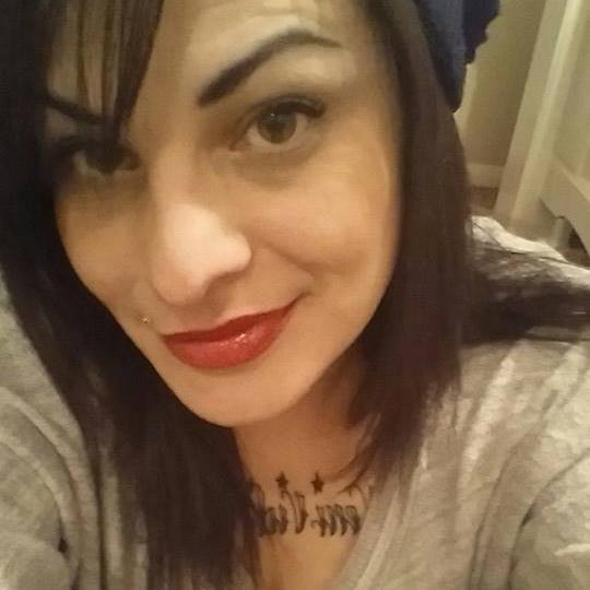 Madre de UT busca la ayuda del público para localizar a su hija desaparecida