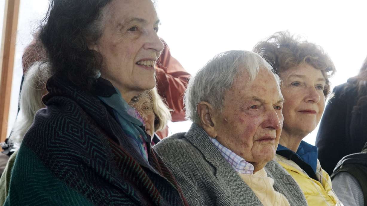 Rockefeller makes rare appearance ahead of 100th birthday