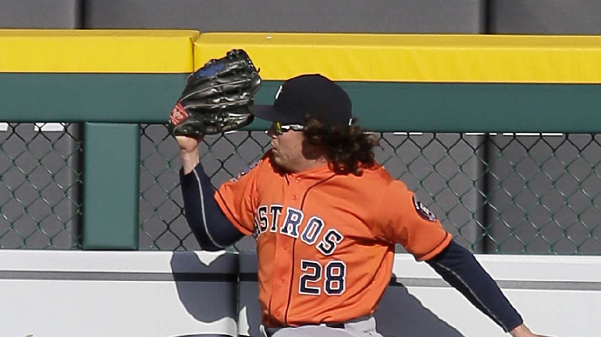 Astros turn 1st triple play since 2004, beat Tigers