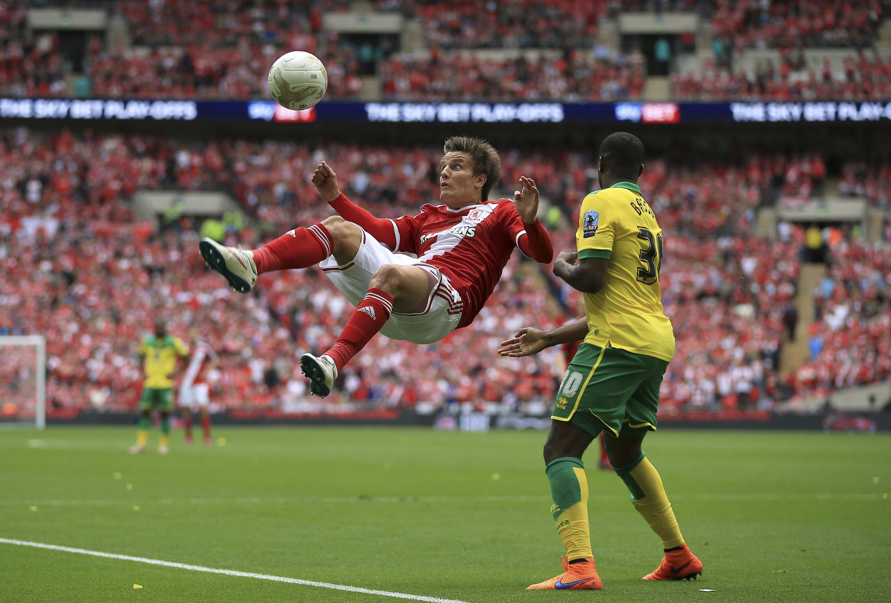 Norwich back in Premier League after winning playoff final