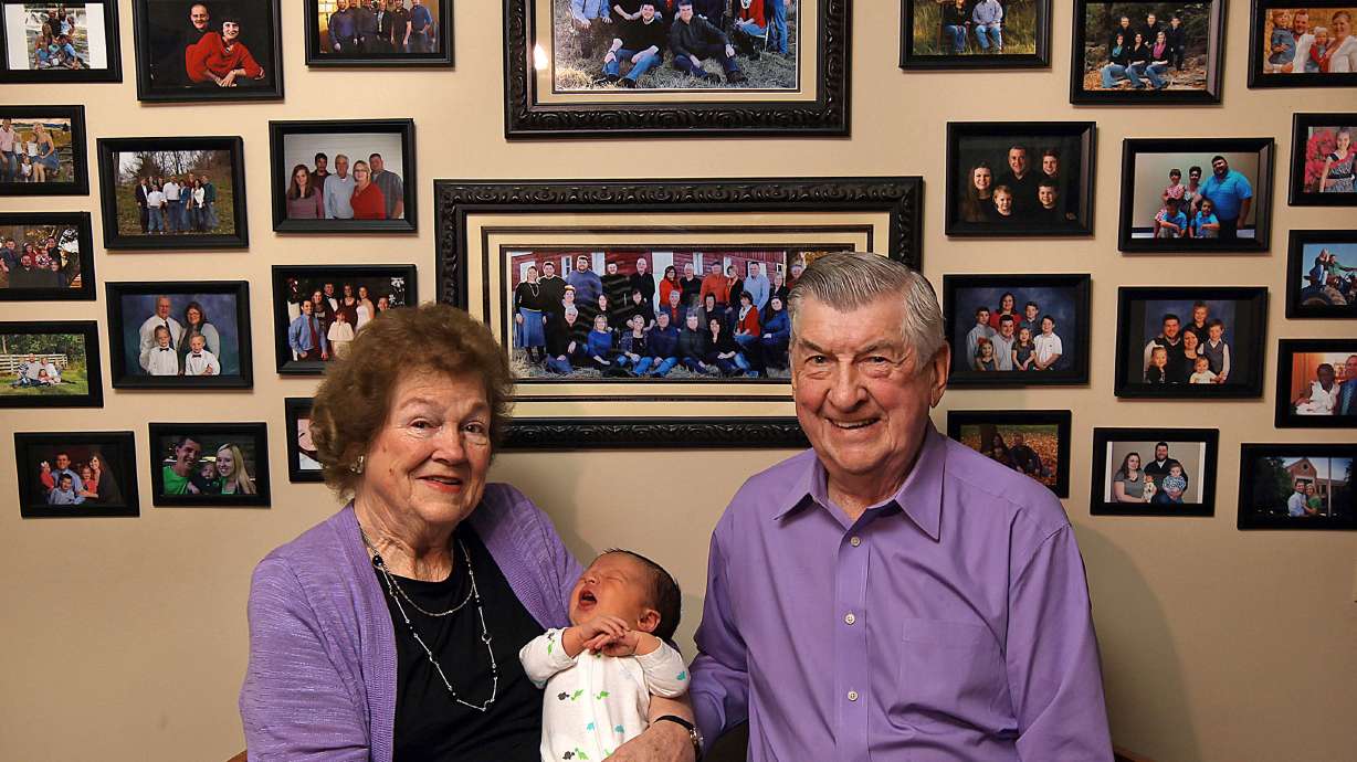 Illinois couple welcomes their 100th grandchild