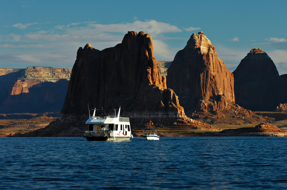 8 best water vacation spots in Utah