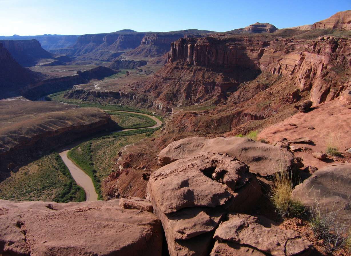 A river winds through the Dirty Devil Canyon area, which is under the management of the Richfield Resource Management Plan of the Utah Bureau of Land Management. Photo: Ray Bloxham/Courtesy SUWA