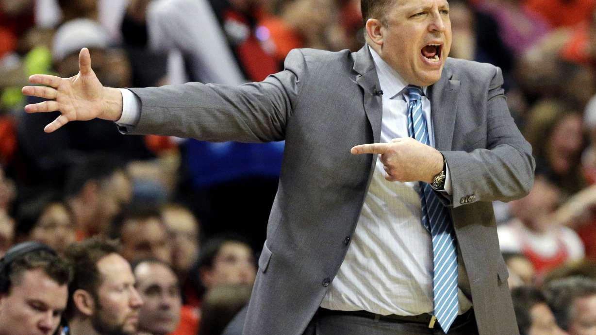 Chicago Bulls fire coach Tom Thibodeau, cite lack of trust