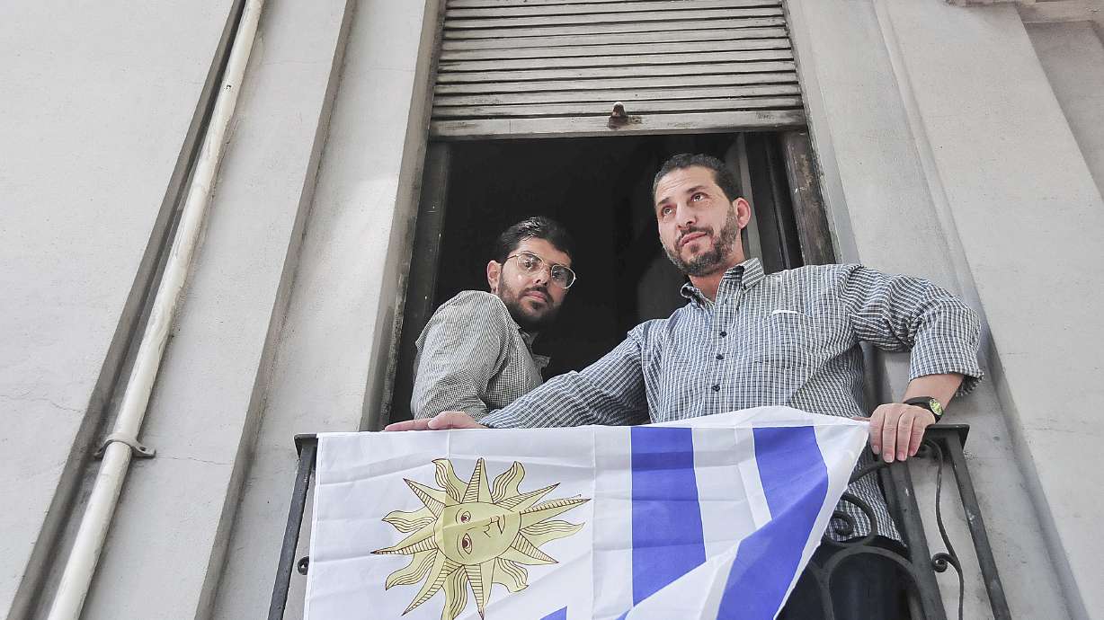 2 ex-Guantanamo detainees to tie knot with Uruguayan women