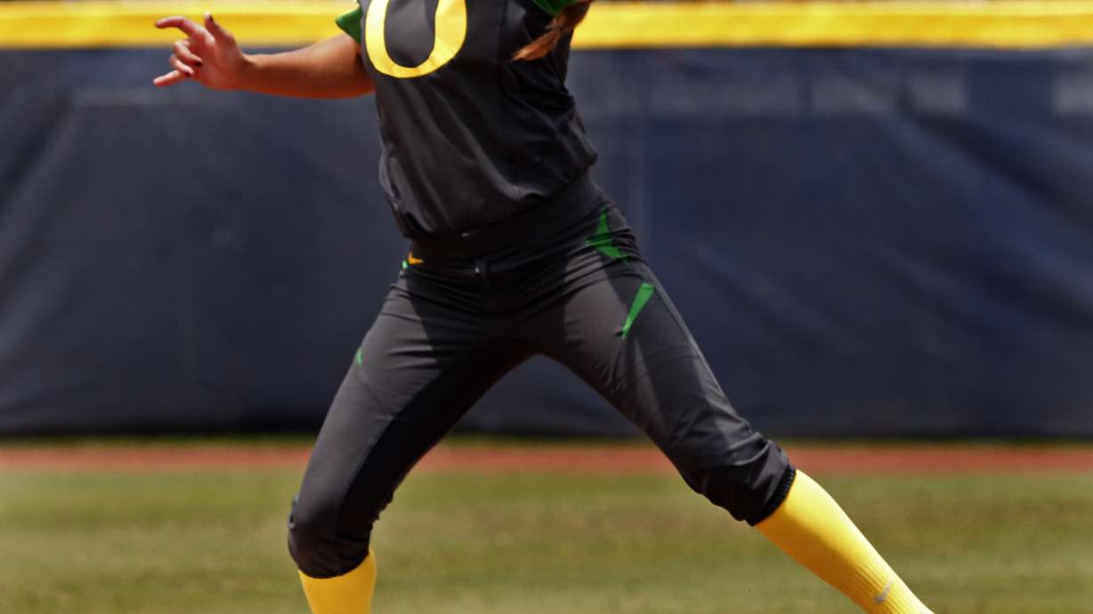 Alabama beats Oregon 2-1 in WCWS, Osorio strikes out 9