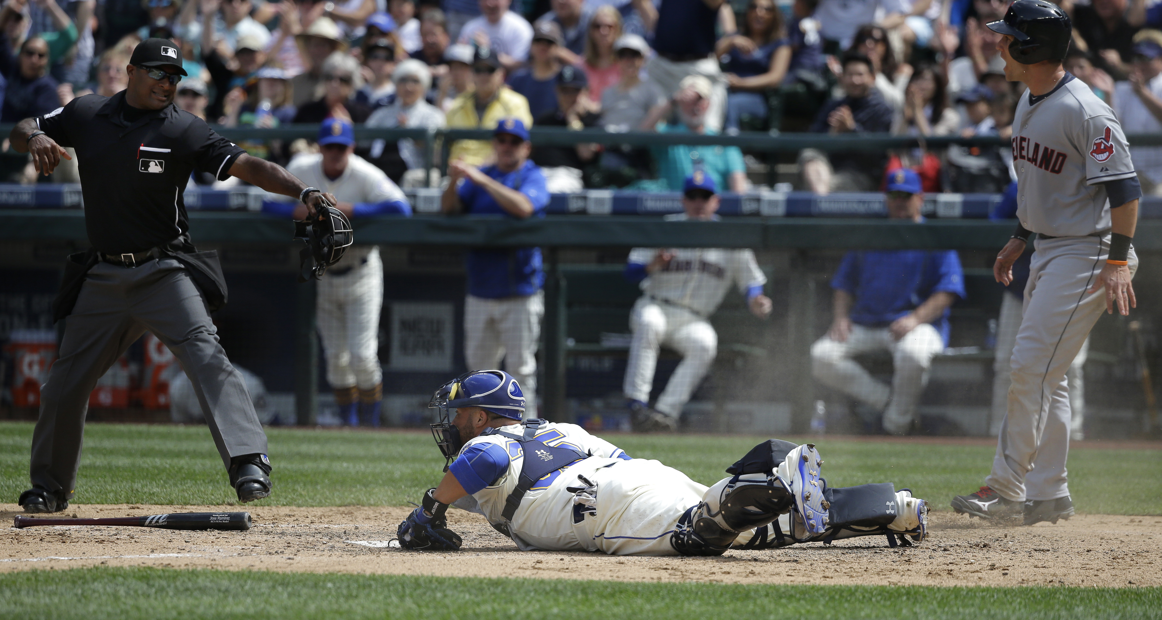 Indians walk to a win, outlast Mariners in 12 innings