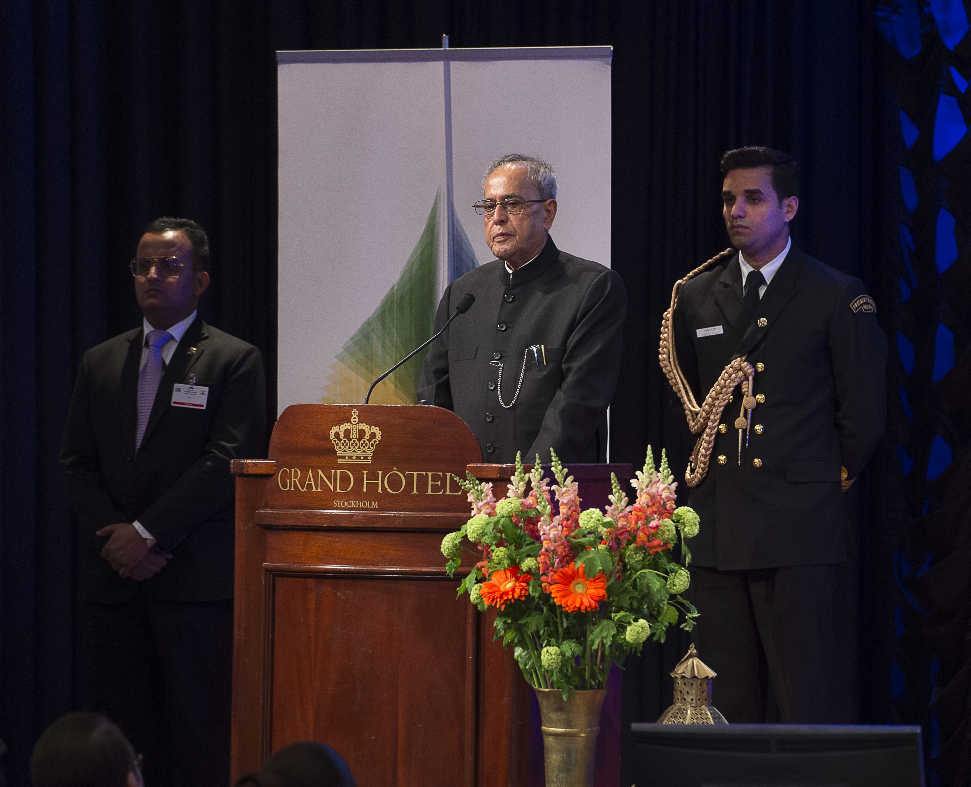 Indian president's motorcade involved in accident in Sweden