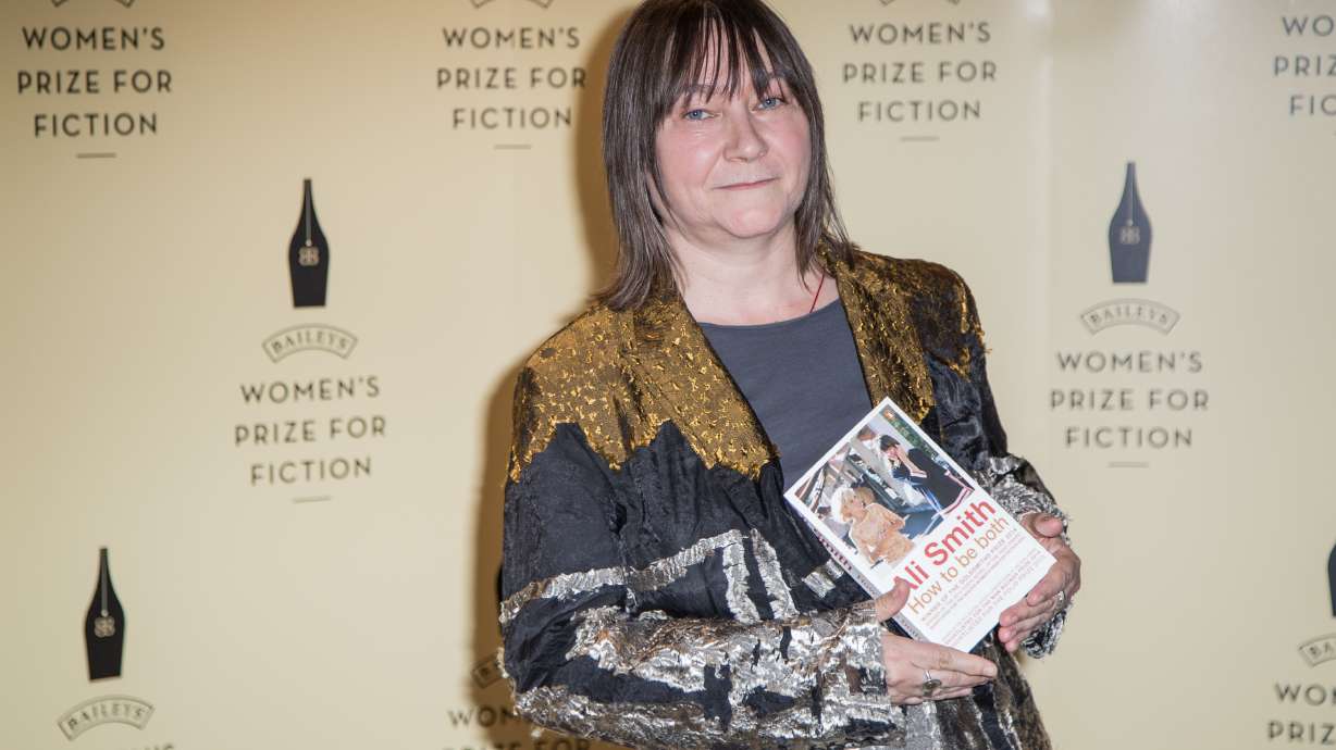 Ali Smith wins Baileys Prize for fiction by women