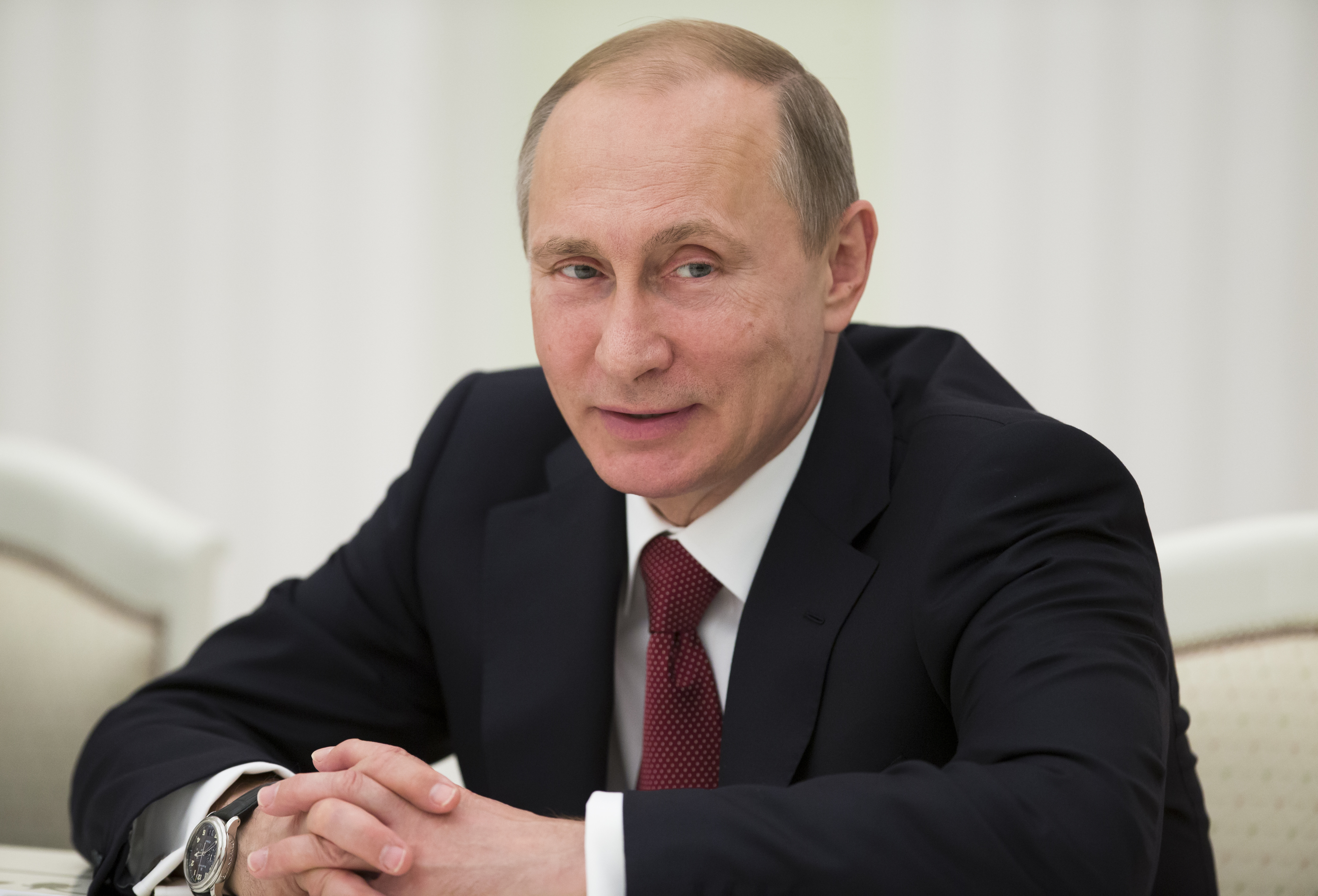 Russia's Putin to visit Pope Francis June 10 at the Vatican