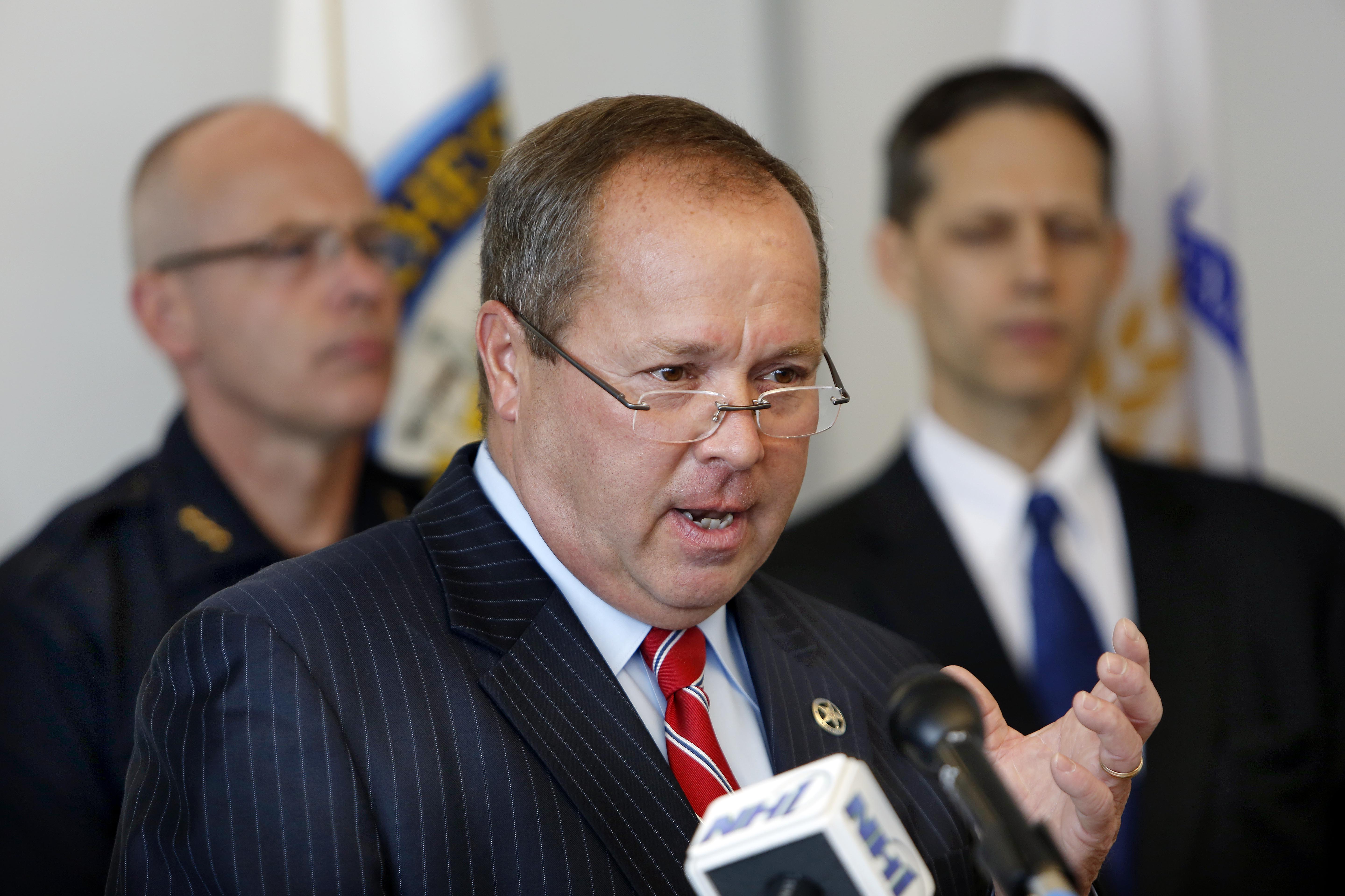 Man accused of killing parents will return to New Hampshire