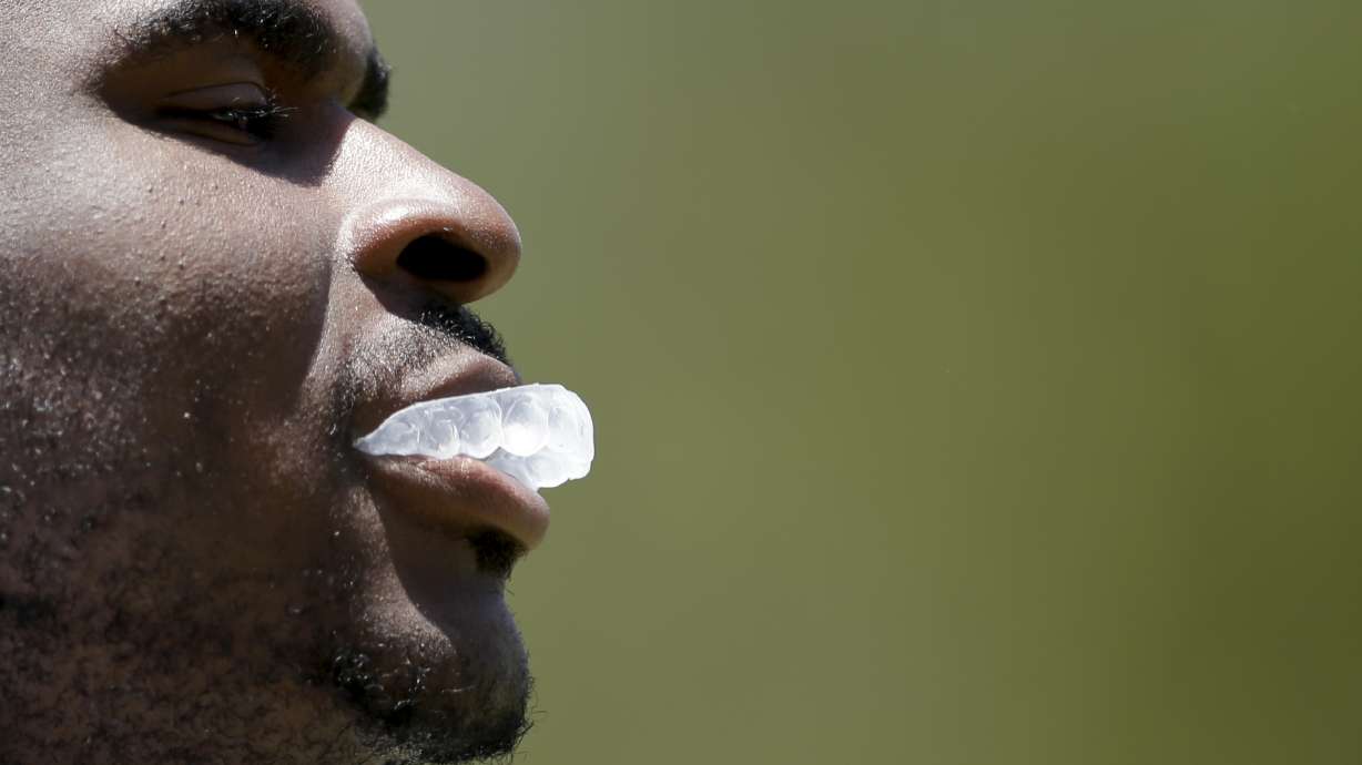Chargers' Fluker goes from homeless to graduate, NFL starter